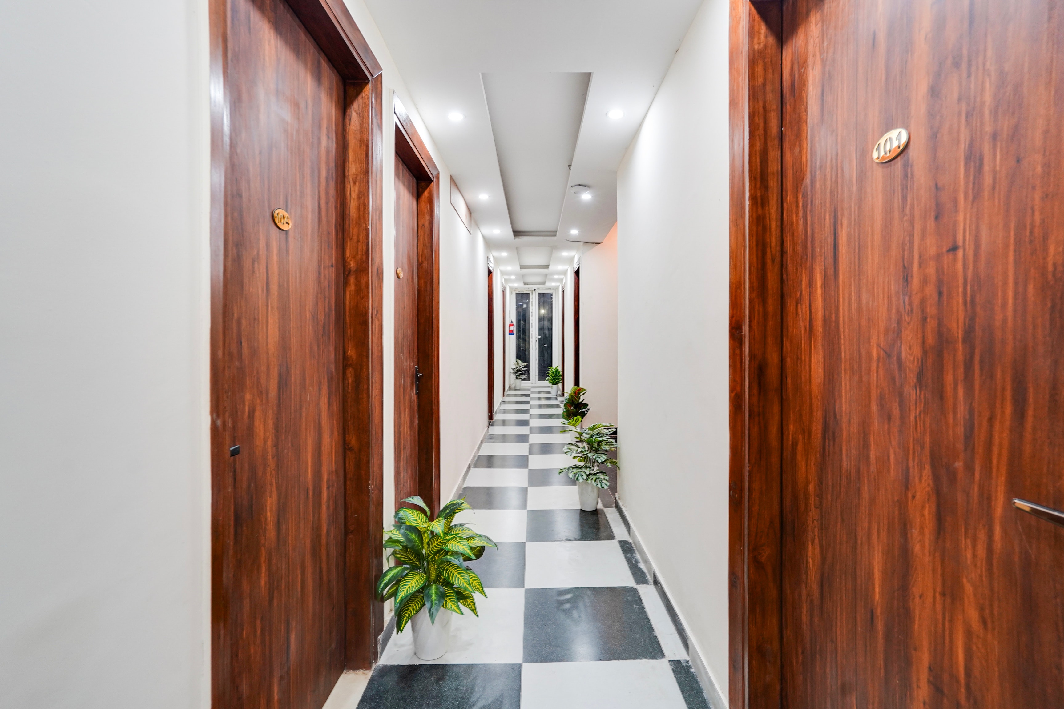 Super Townhouse Sector 121 Noida in Noida