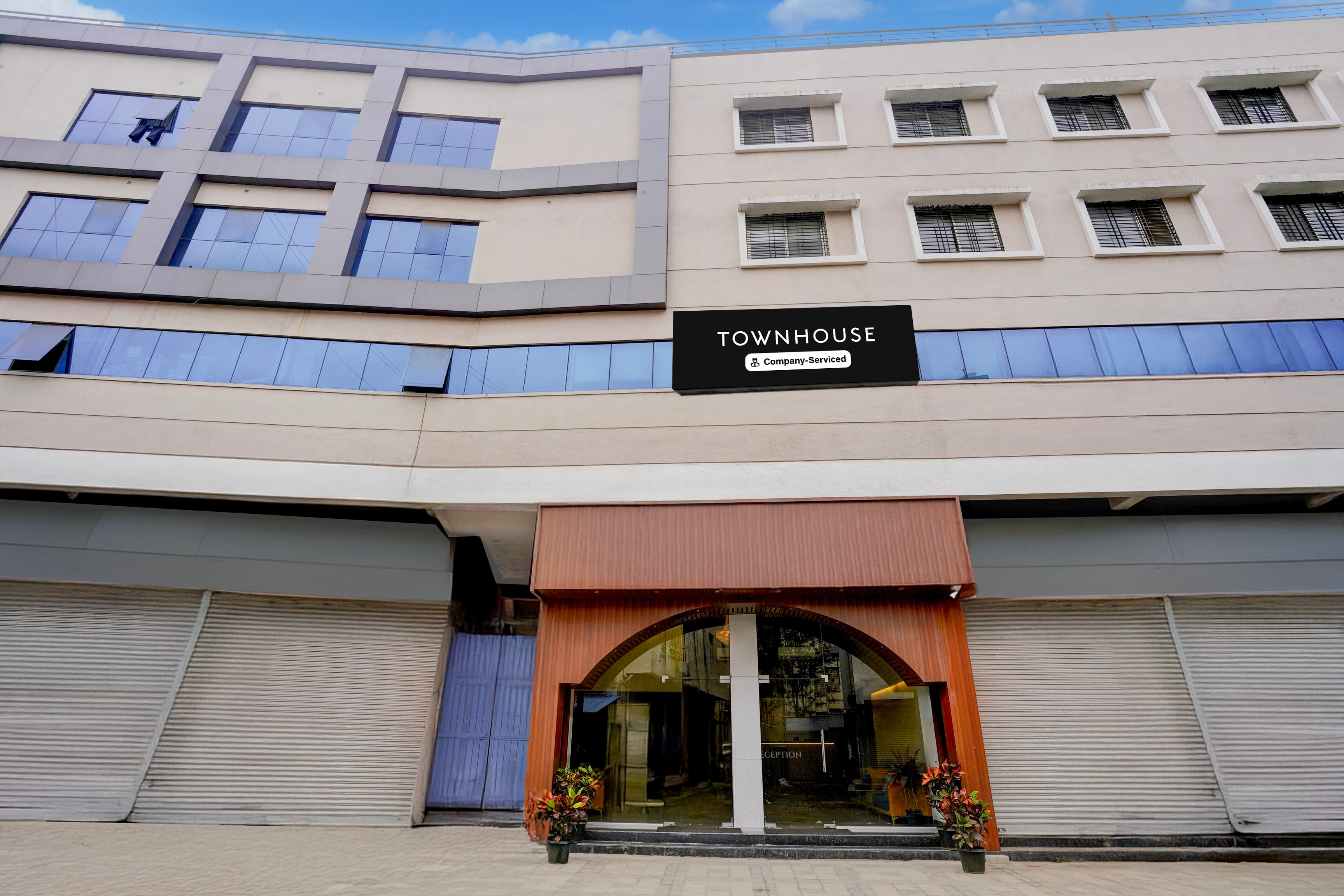 Super Townhouse Skyboat XLO Point in Nashik