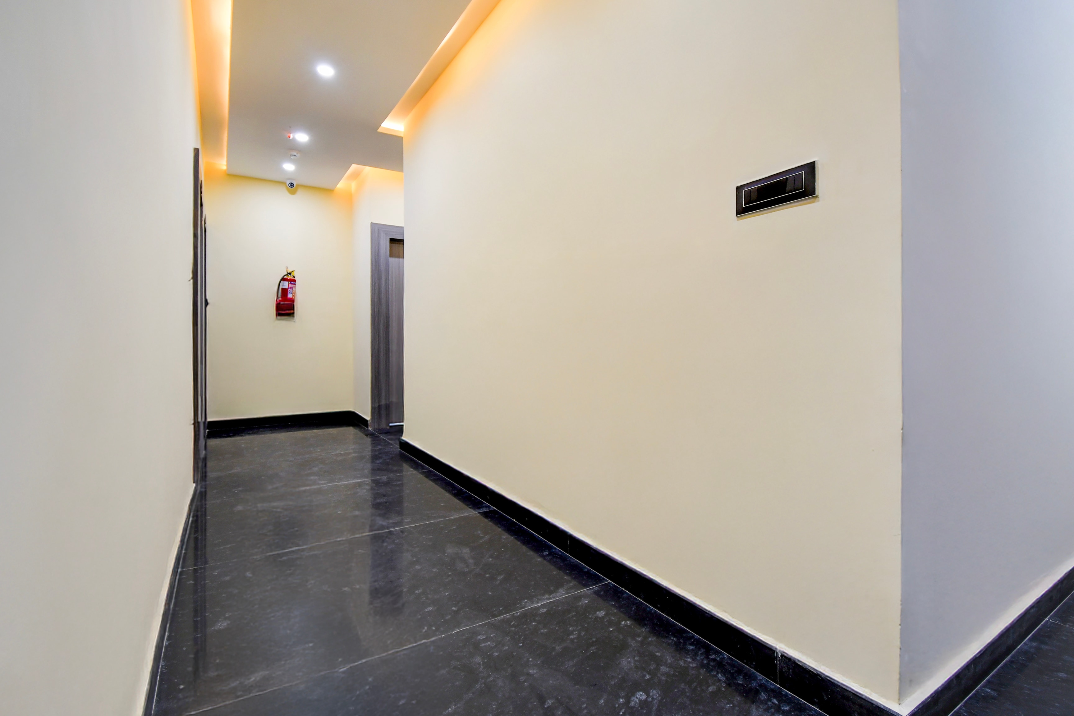 Super Townhouse Taramandal Near Sahara States in Gorakhpur