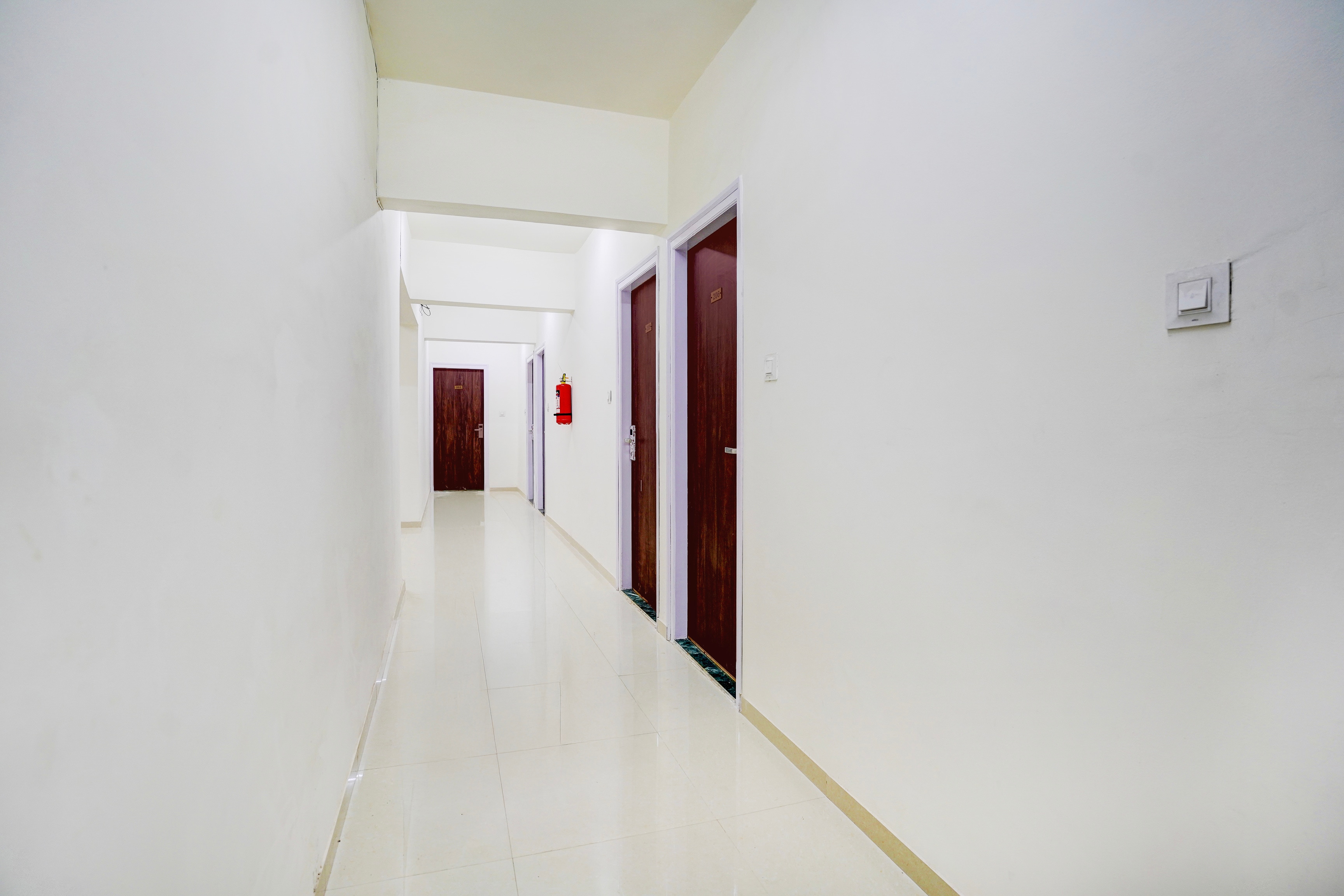 Super Townhouse Vangani Railway Station Formerly Hotel Chadha in Thane