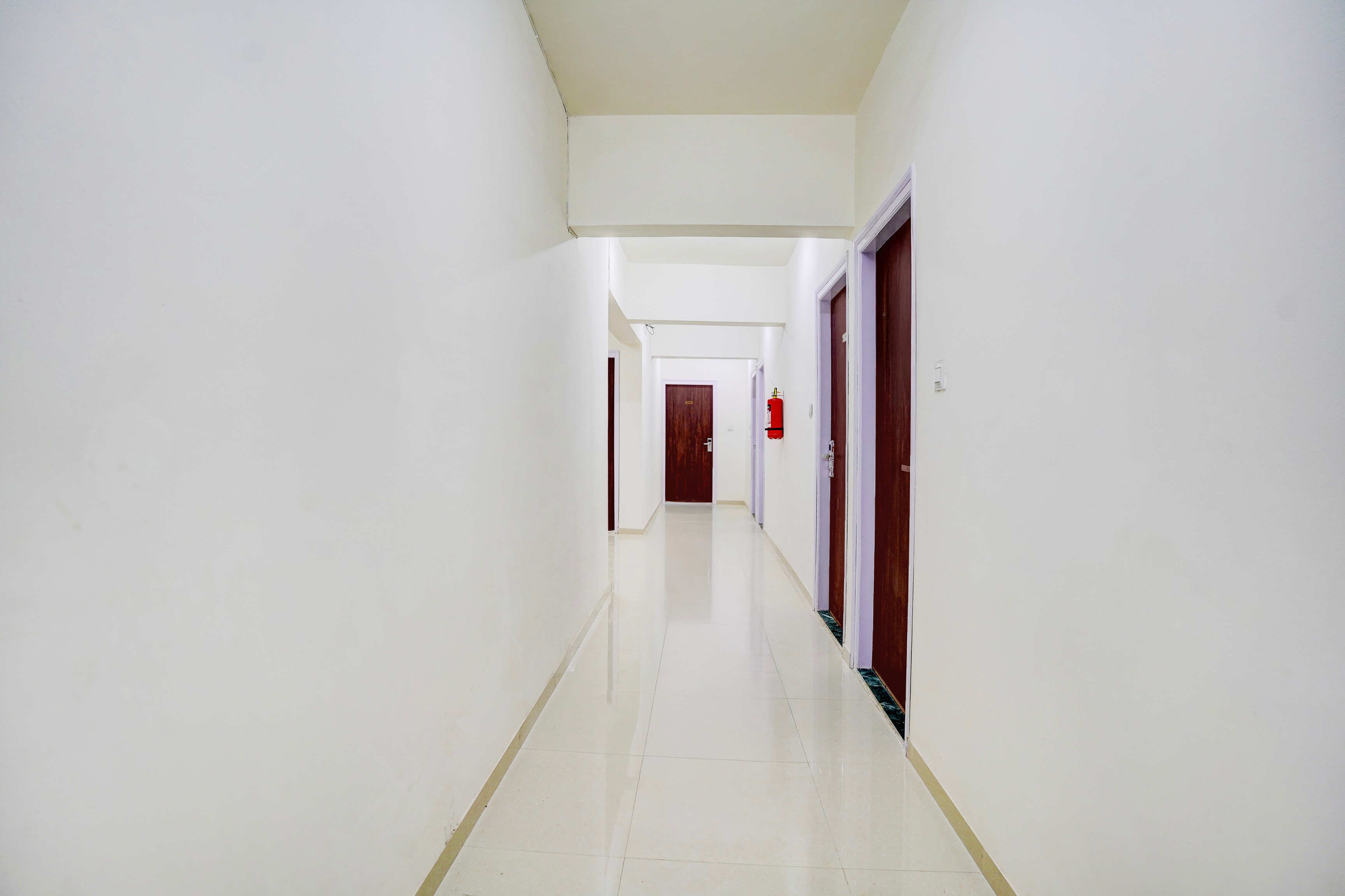 Super Townhouse Vangani Railway Station Formerly Hotel Chadha in Thane