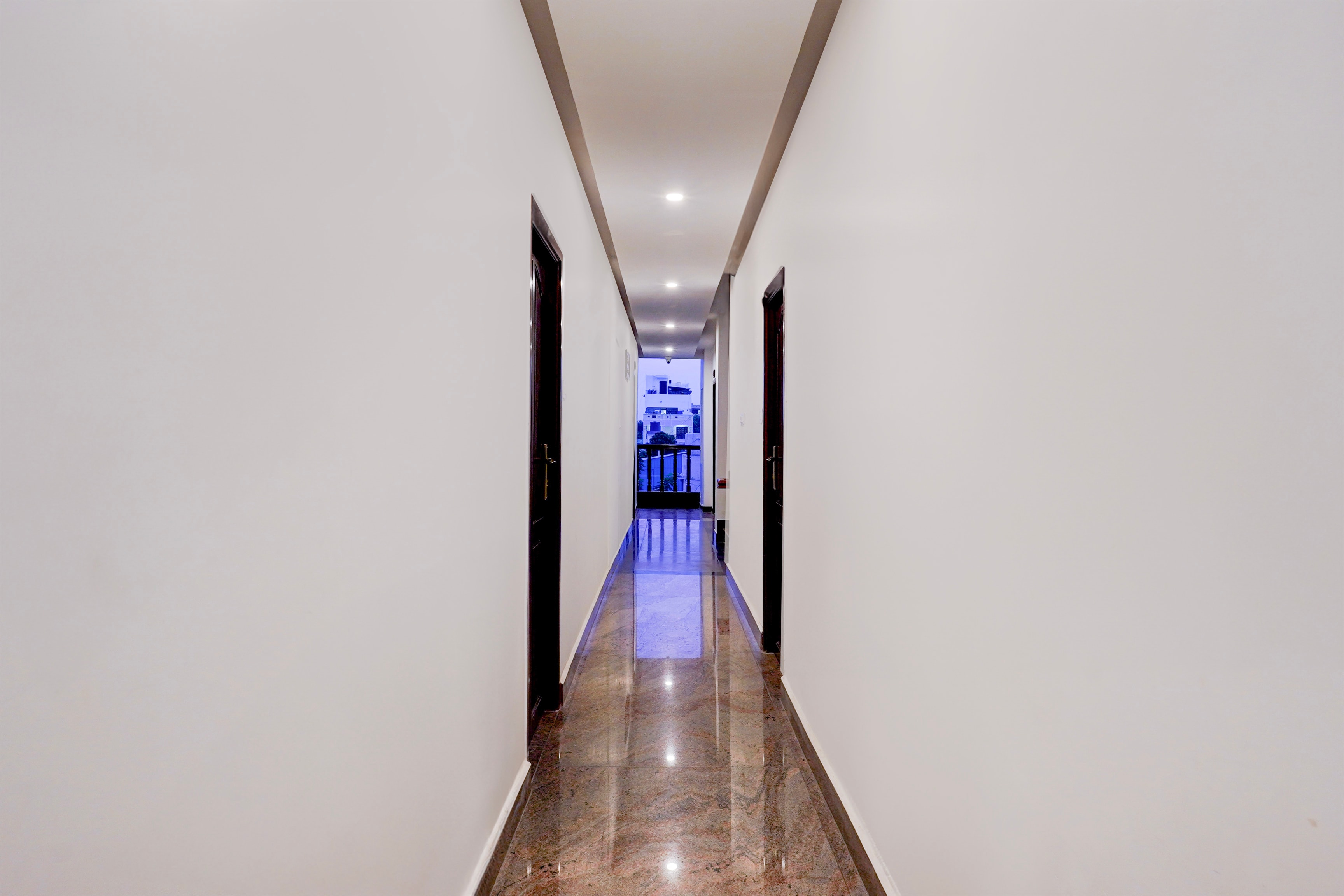 Super Townhouse White Town Rock Beach Formerly Prakasam Residency in Pondicherry