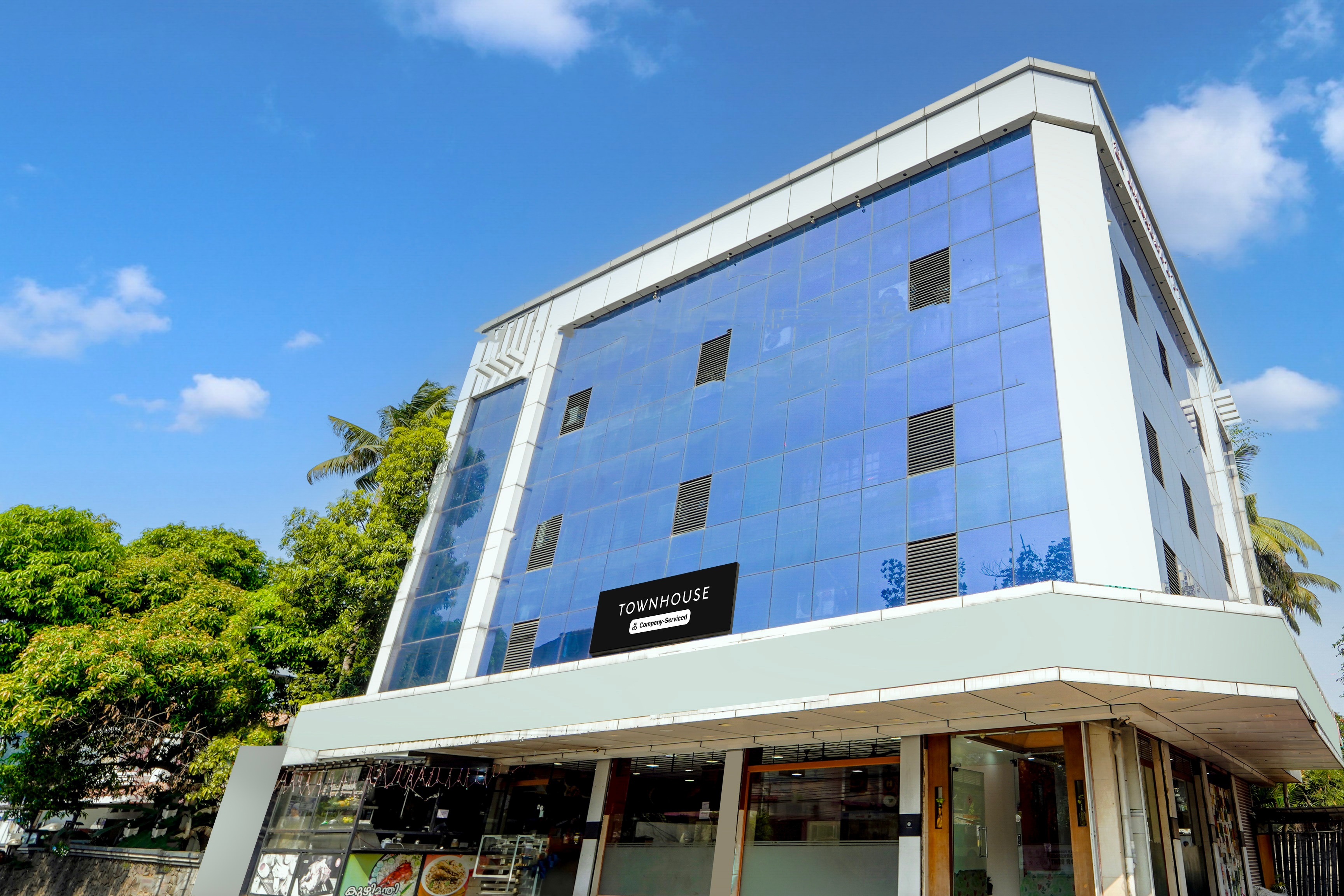 Townhouse City Center Ernakulam in Kochi