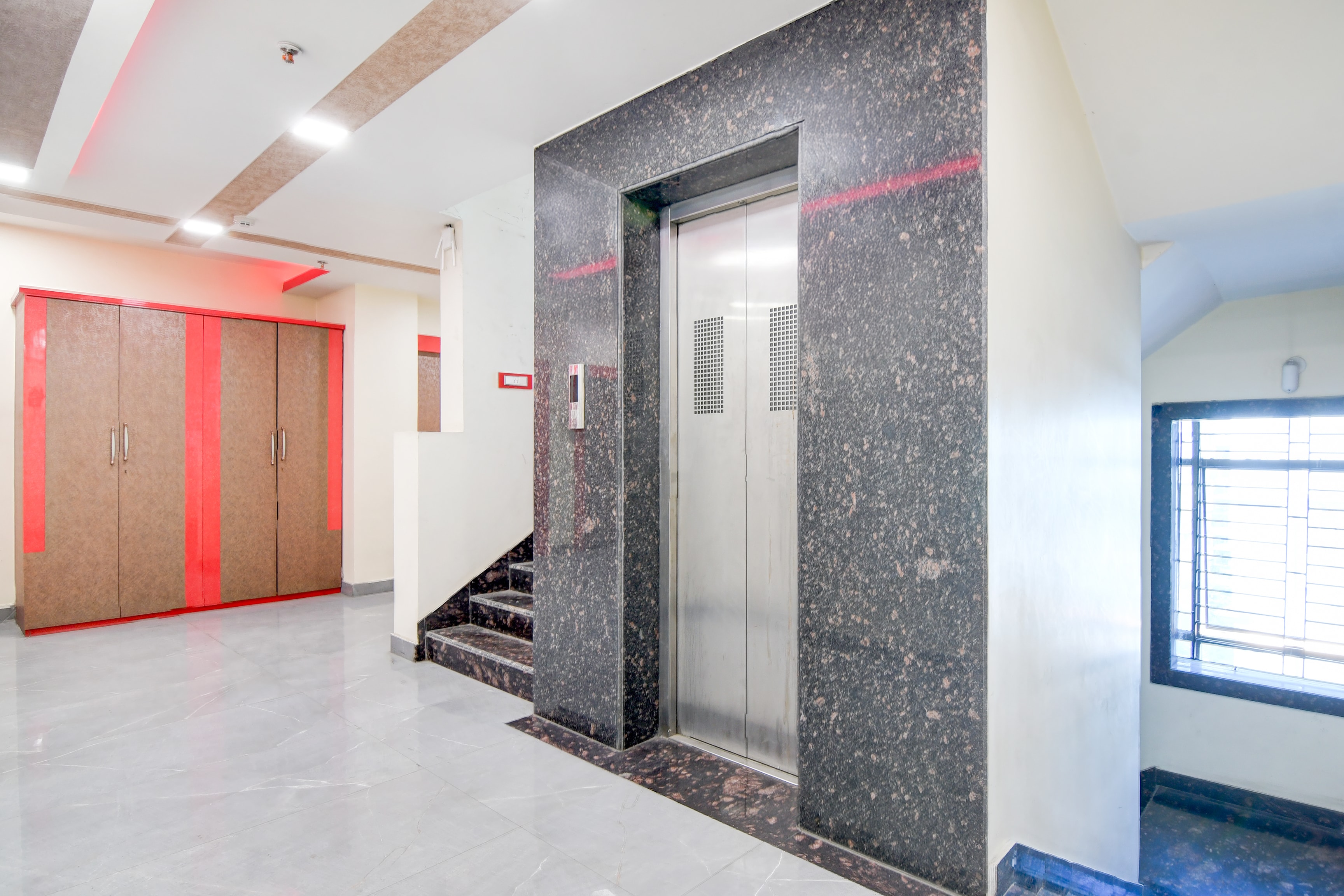 Super Townhouse Lake Town Clock Tower Formerly Crown Comfort in Kolkata