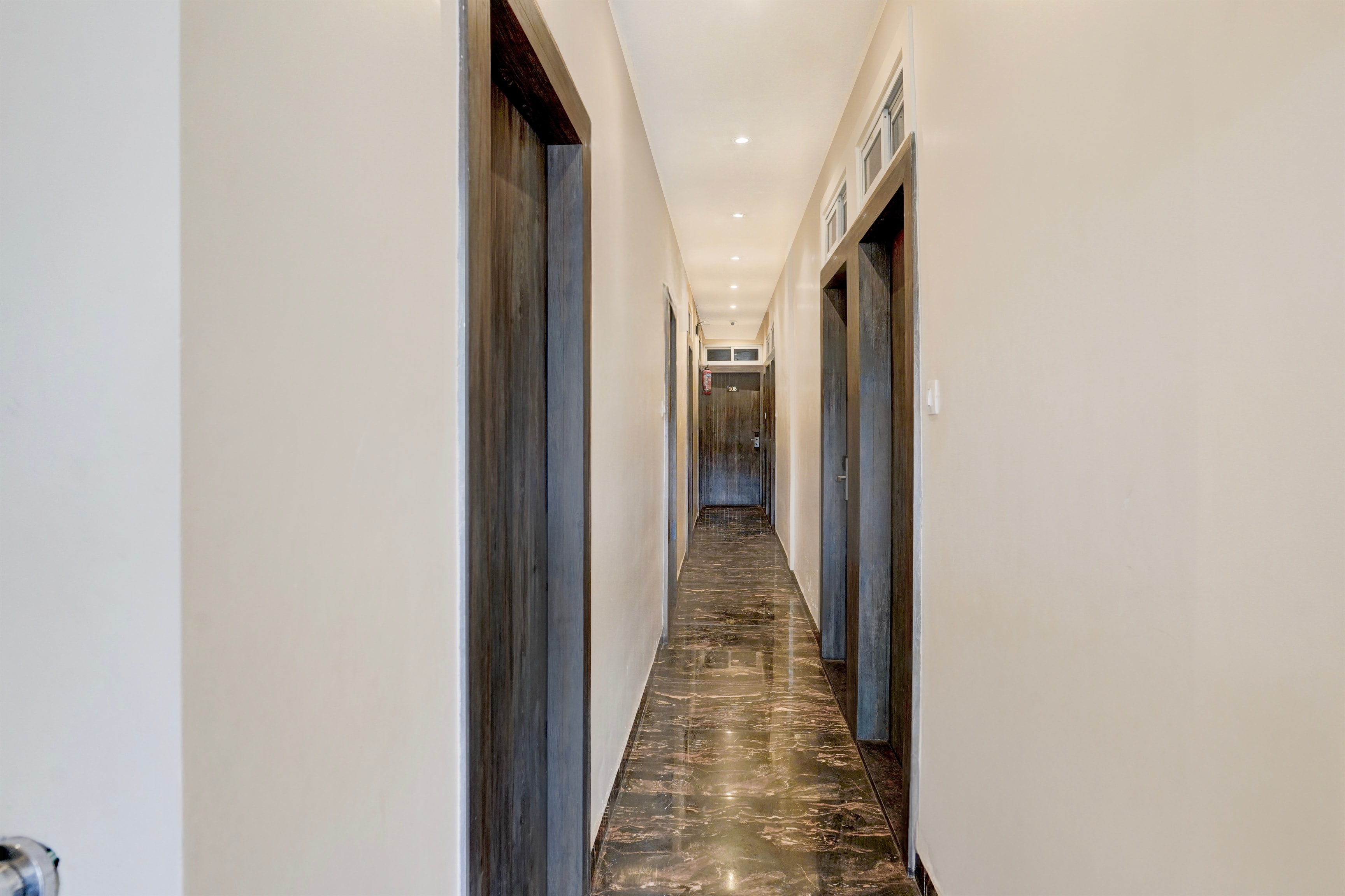 Townhouse LBS Road BKC Formerly Royal Palace in Mumbai