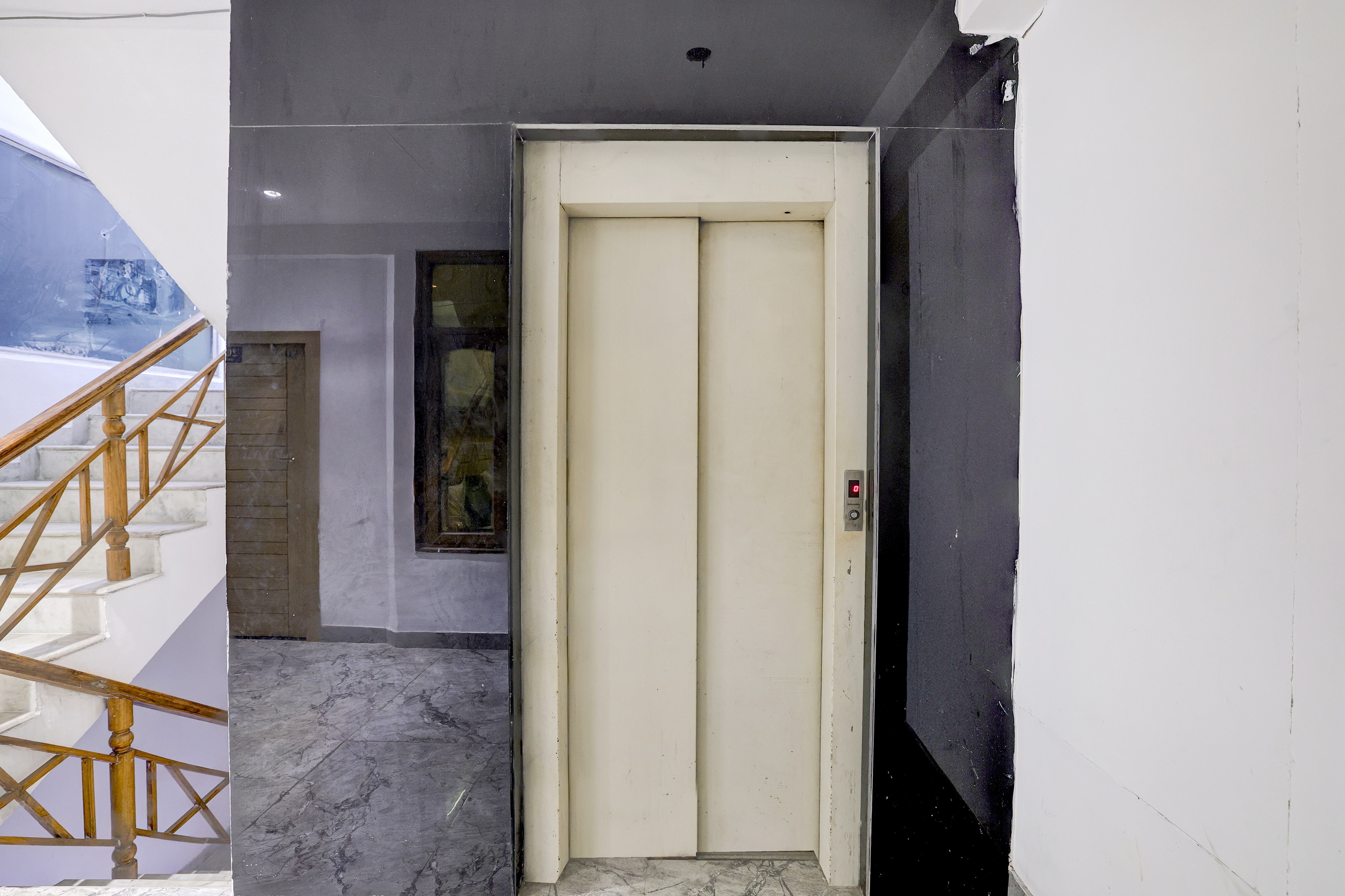 Townhouse Mohali Bus Terminal Formerly Hotel Hm Crystal in Mohali