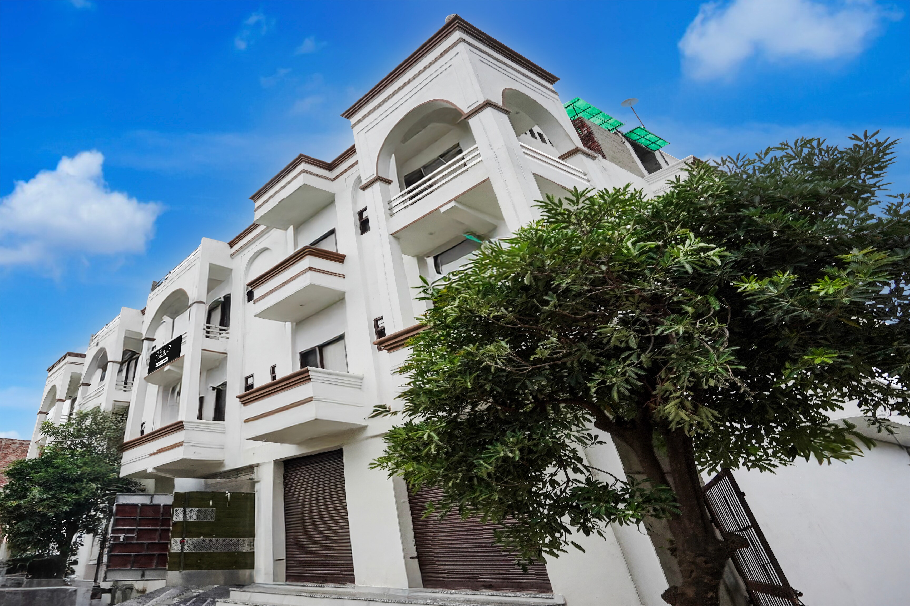 Super Townhouse Oak Char Dham Vrindavan in Vrindavan