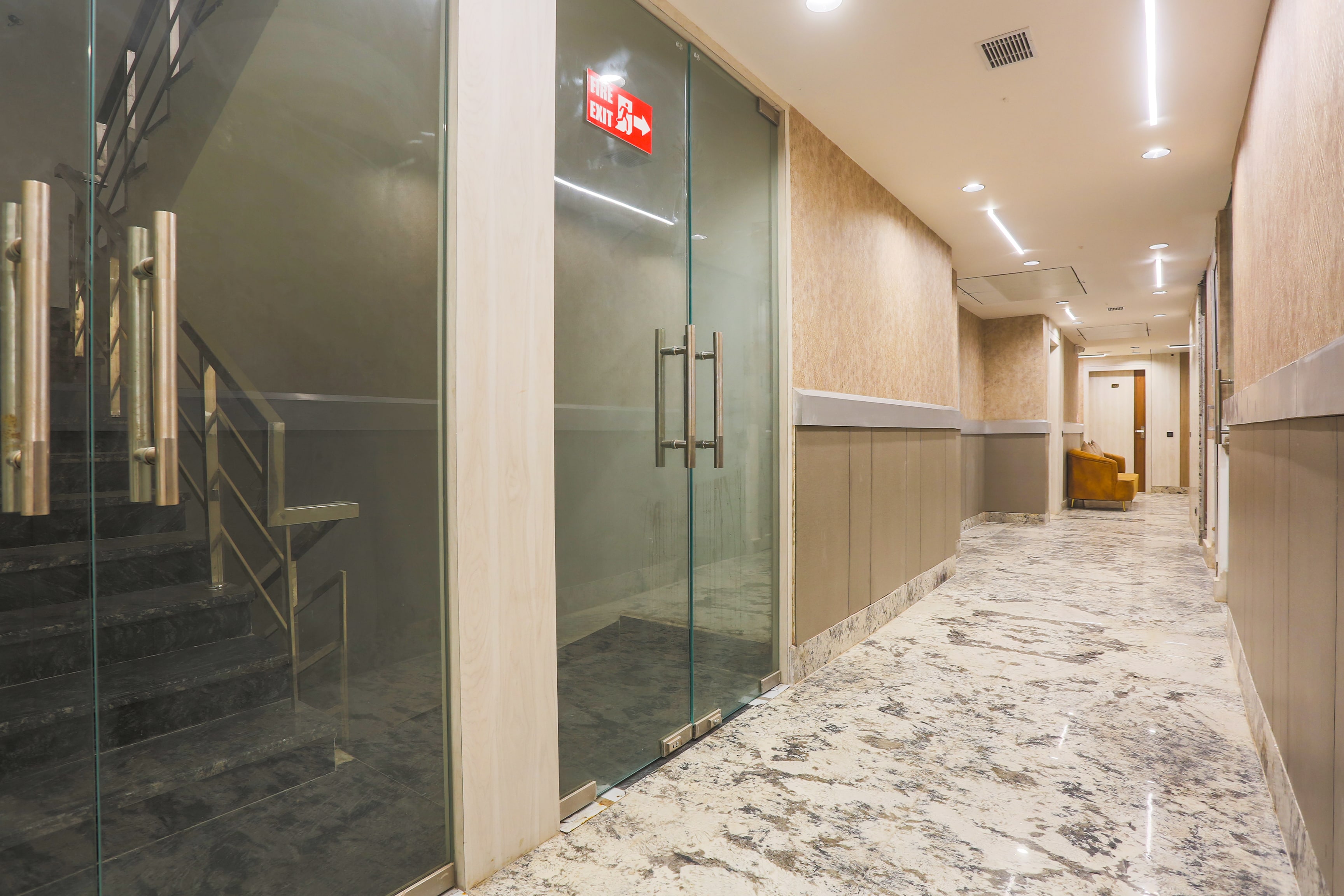 Super Townhouse Oak Hisar in Hisar