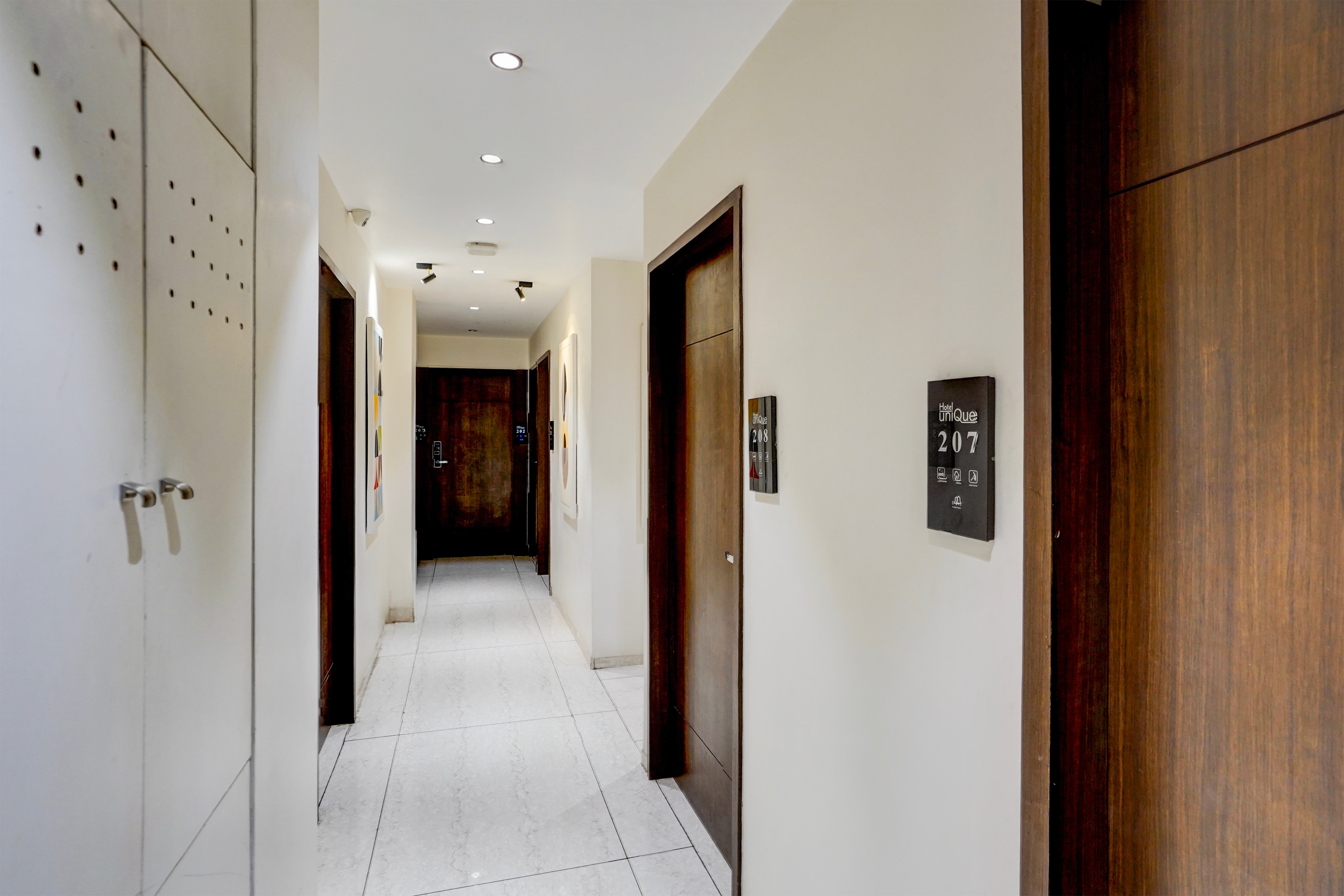 Townhouse Vadodara Railway Junction Formerly Hotel Unique in Vadodara