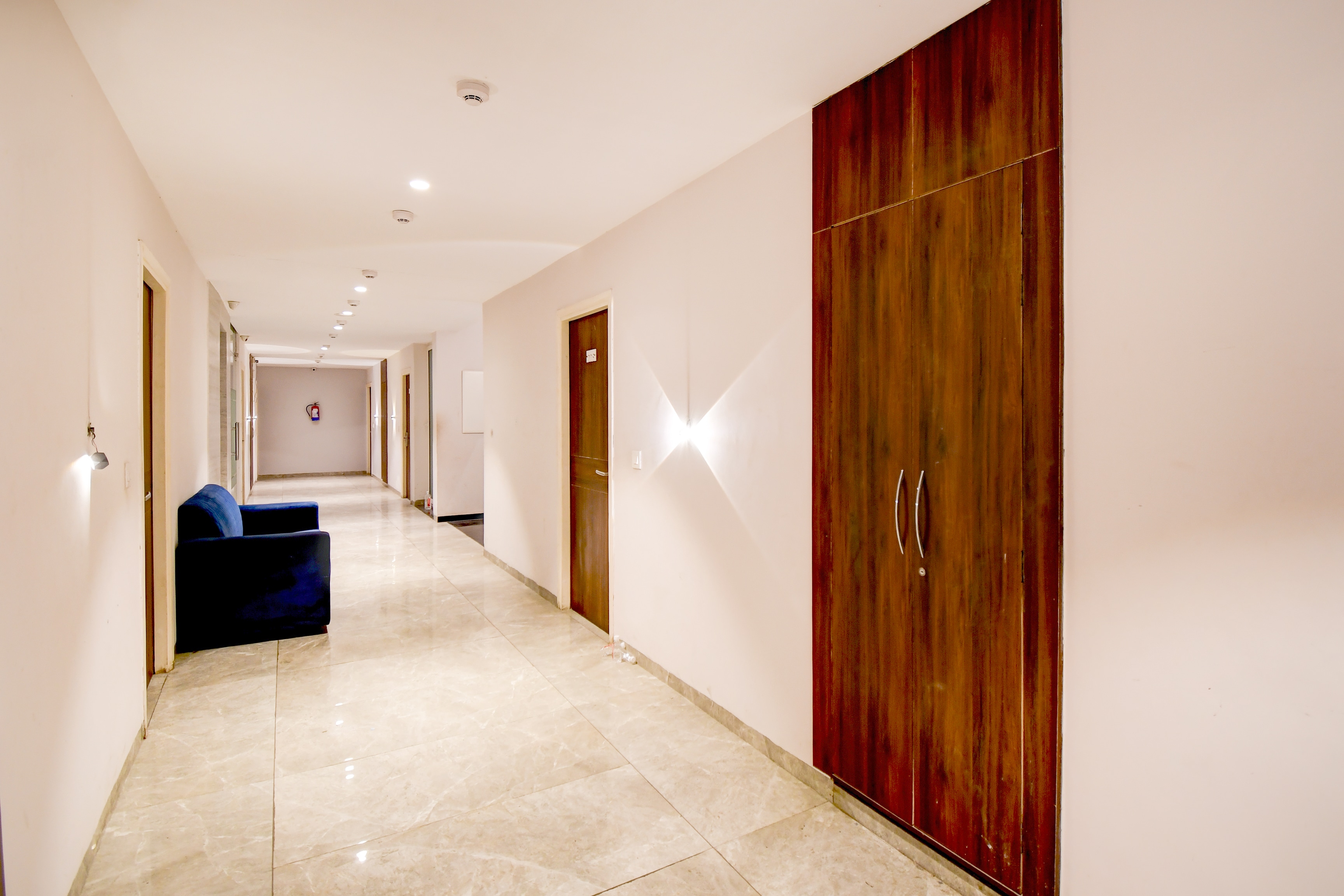 Super Townhouse Vibhuti Khand Gomti Nagar Formerly Pratham Inn in Lucknow