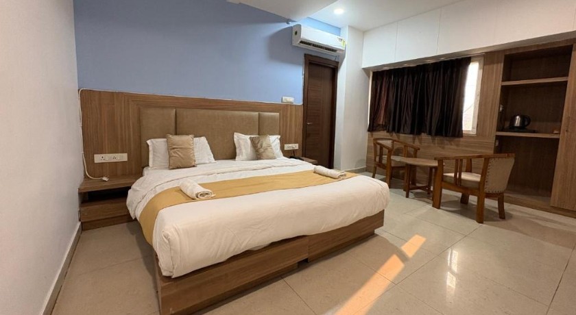 Hotel Silver Bell in Lucknow