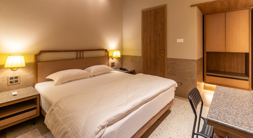 Hotel Reay Road Residency in Mumbai