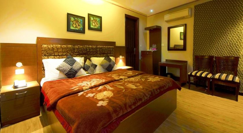 Hotel Metro Tower in Delhi