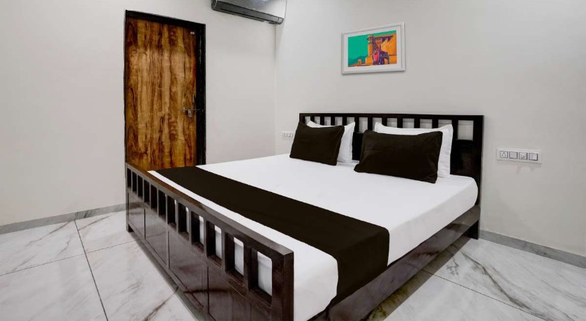 Hotel Ambika in Vadodara