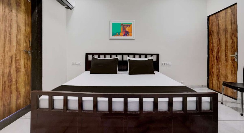 Hotel Ambika in Vadodara