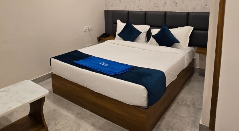 Elite Hotel Karimnagar in Karimnagar