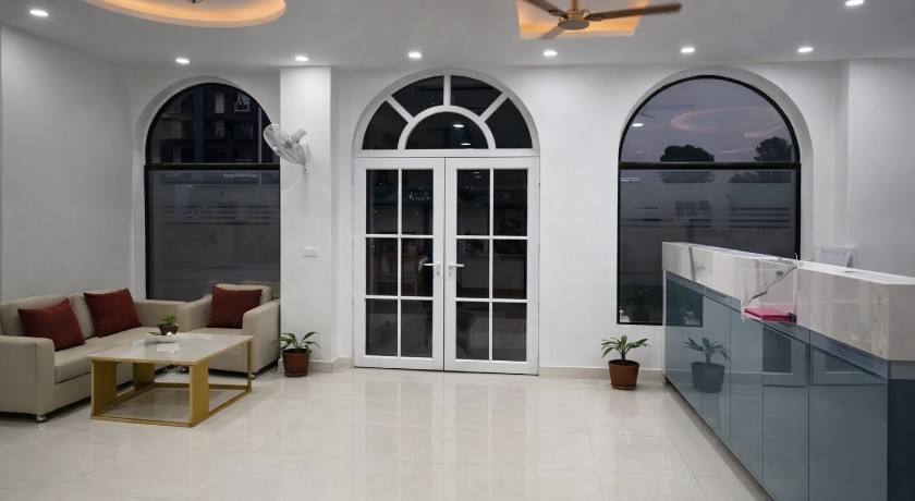 Hotel Sundram Zirakhpur in Zirakpur