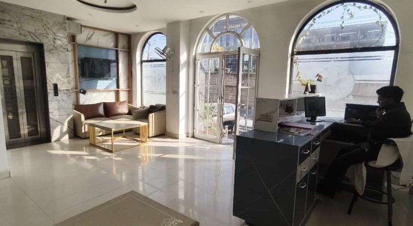 Hotel Sundram Zirakhpur in Zirakpur