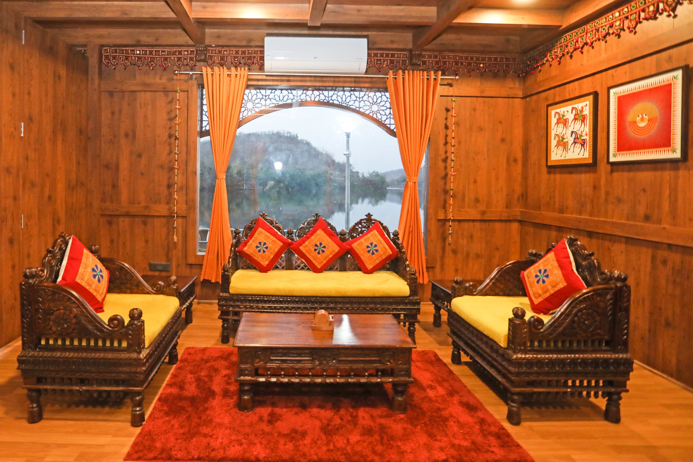 Ekta Houseboat Statue Of Unity Kevadia in Vadodara