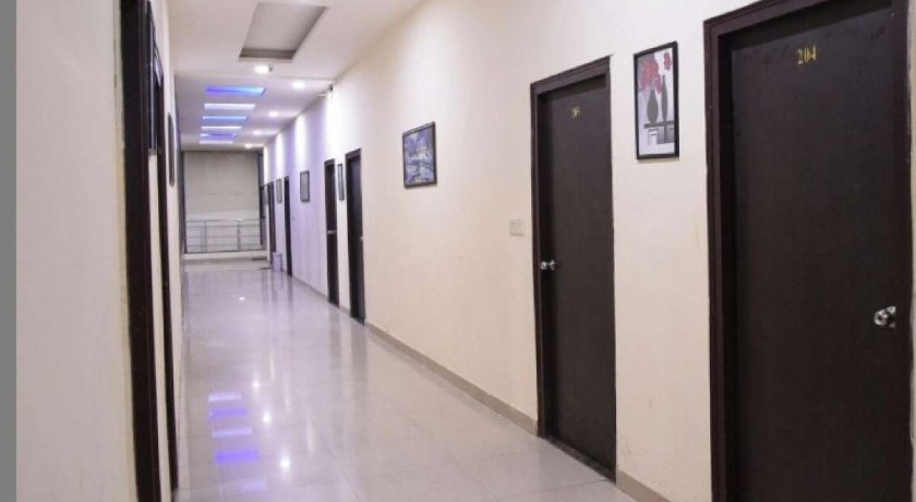 Clarks Collection Maanya in Bareilly