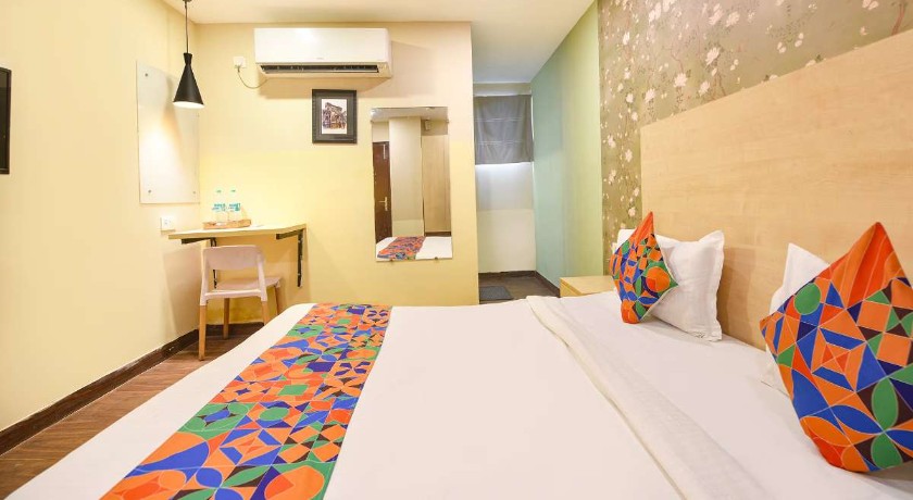 Hotel Crescent in Faridabad