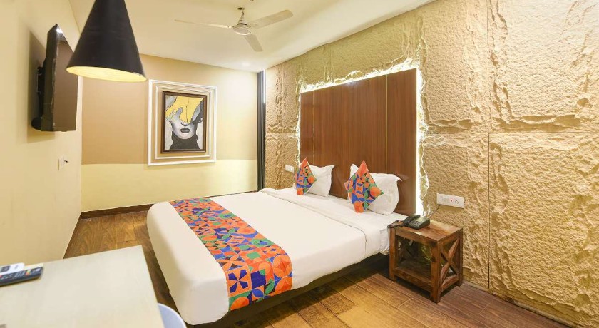 Hotel Crescent in Faridabad