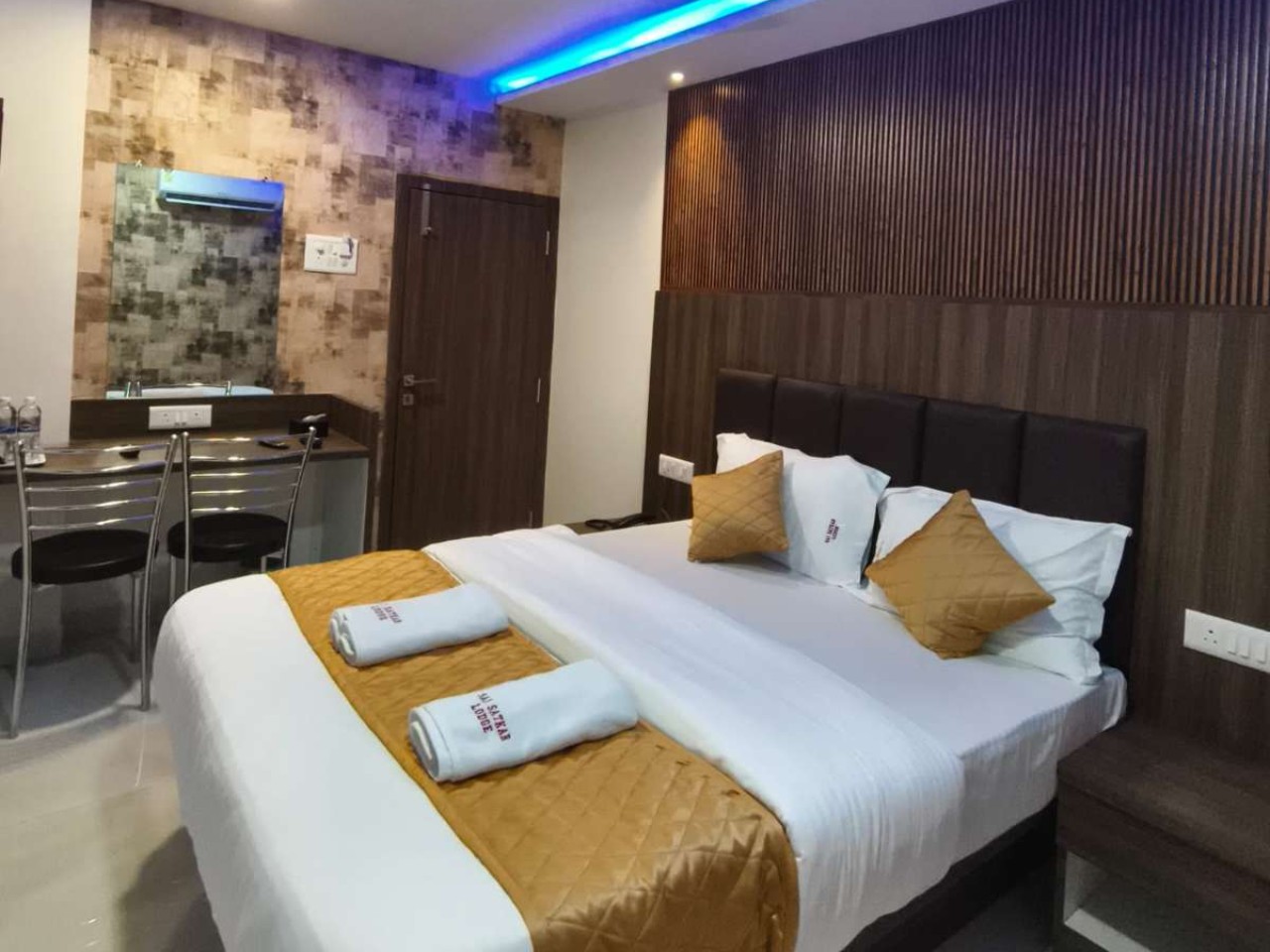 Sai Satkar Lodging in Navi Mumbai