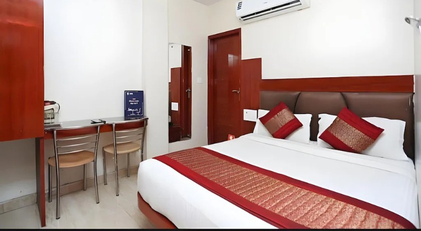 Hotel Prem Deluxe in Delhi