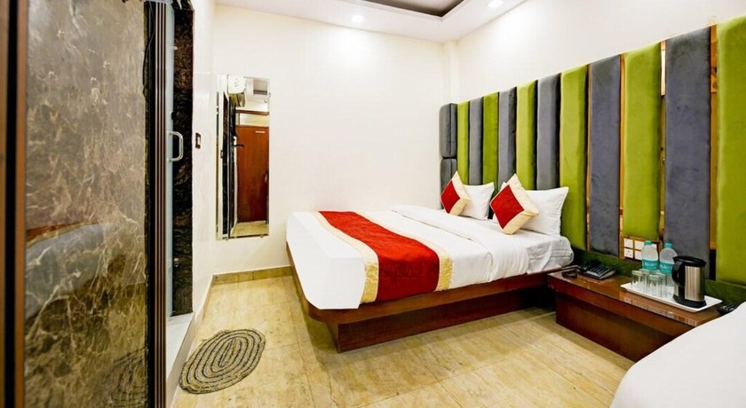 Hotel Prem Deluxe in Delhi