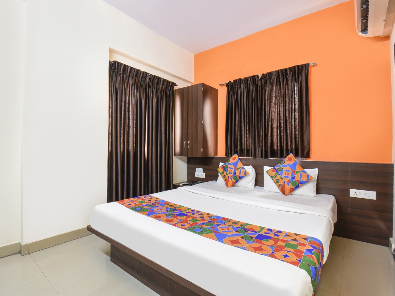 De Comfort Executive in Pune