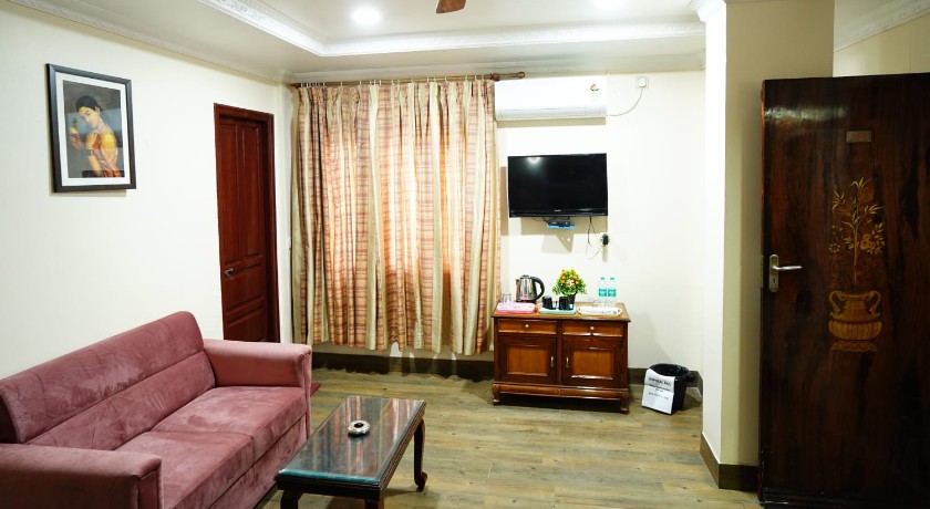 Hotel Rosewood Retreat - RV Road in Bangalore