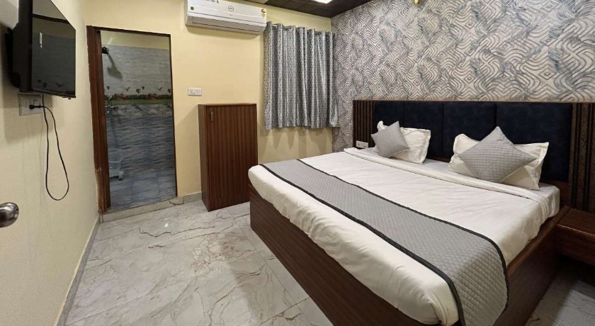 Hotel Triple Three by Aditya Inn in Jaipur