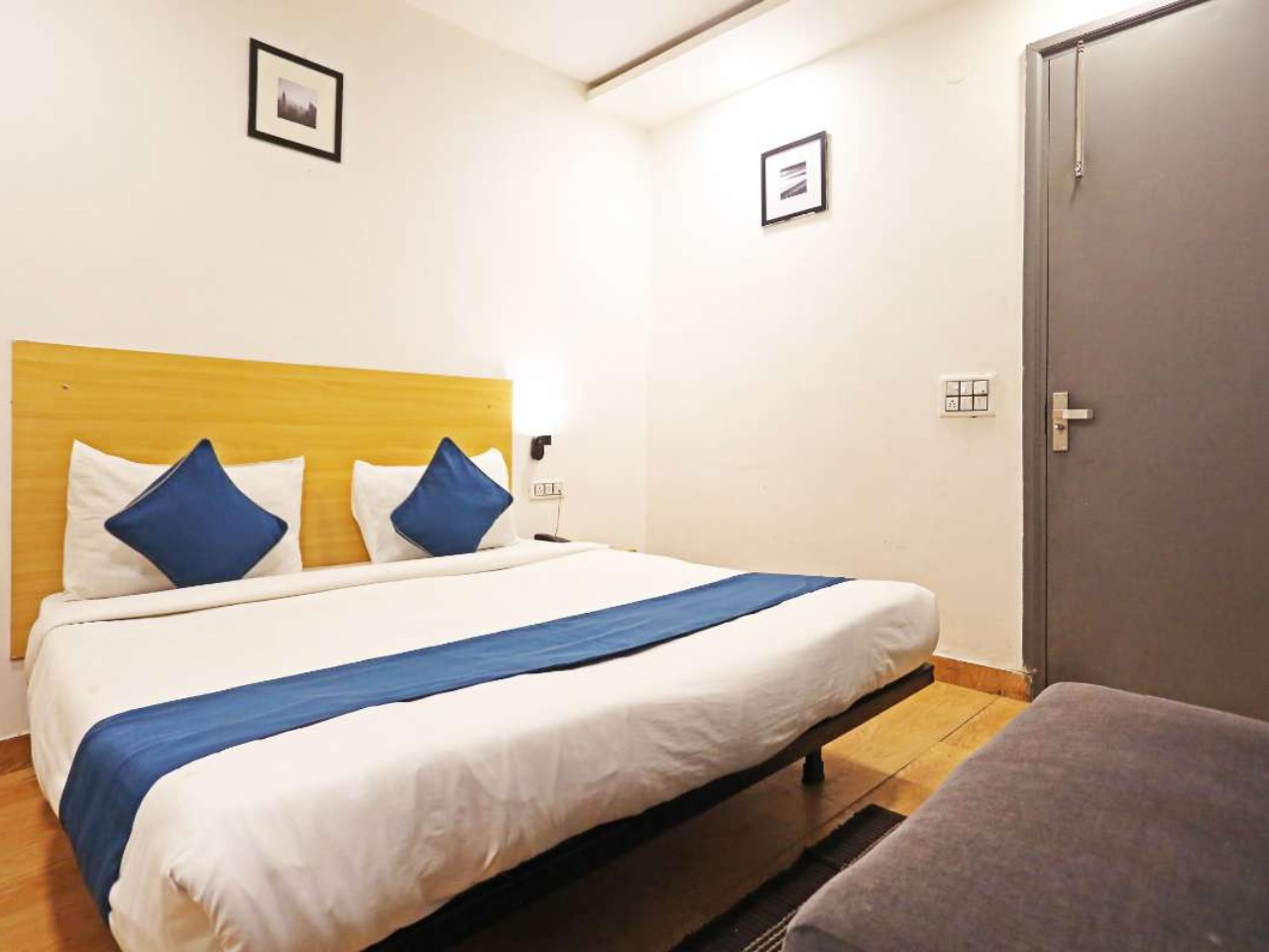 Hotel Rasso Inn in Delhi