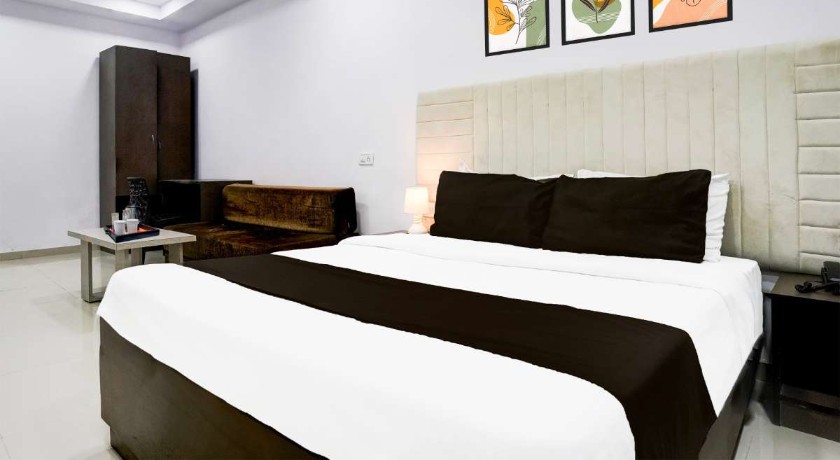 Avinya Hotels in Mumbai