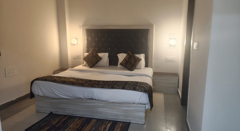 Hotel Devise Residency in Delhi