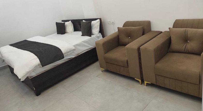 Rustic Roots in Kanpur