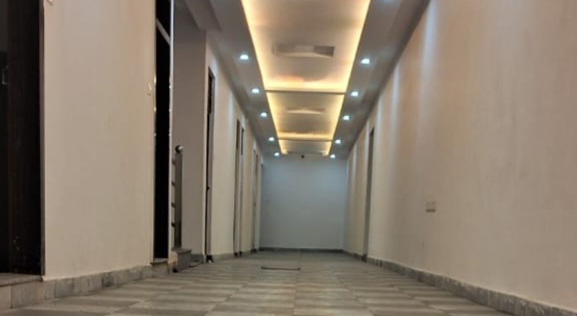 Rustic Roots in Kanpur