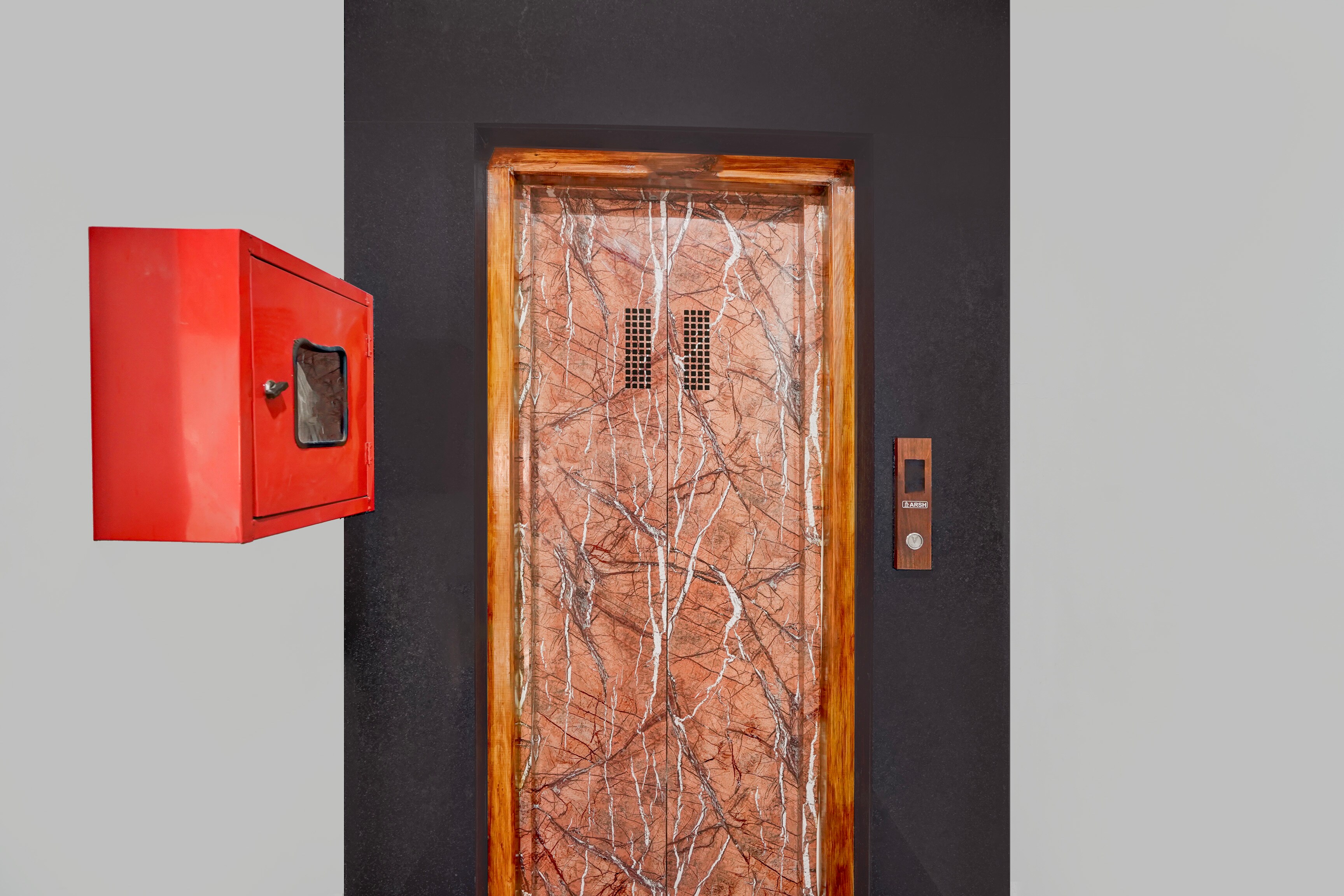 Collection O Race Course Garden Rajkot Formerly Shahi Darbar in Rajkot