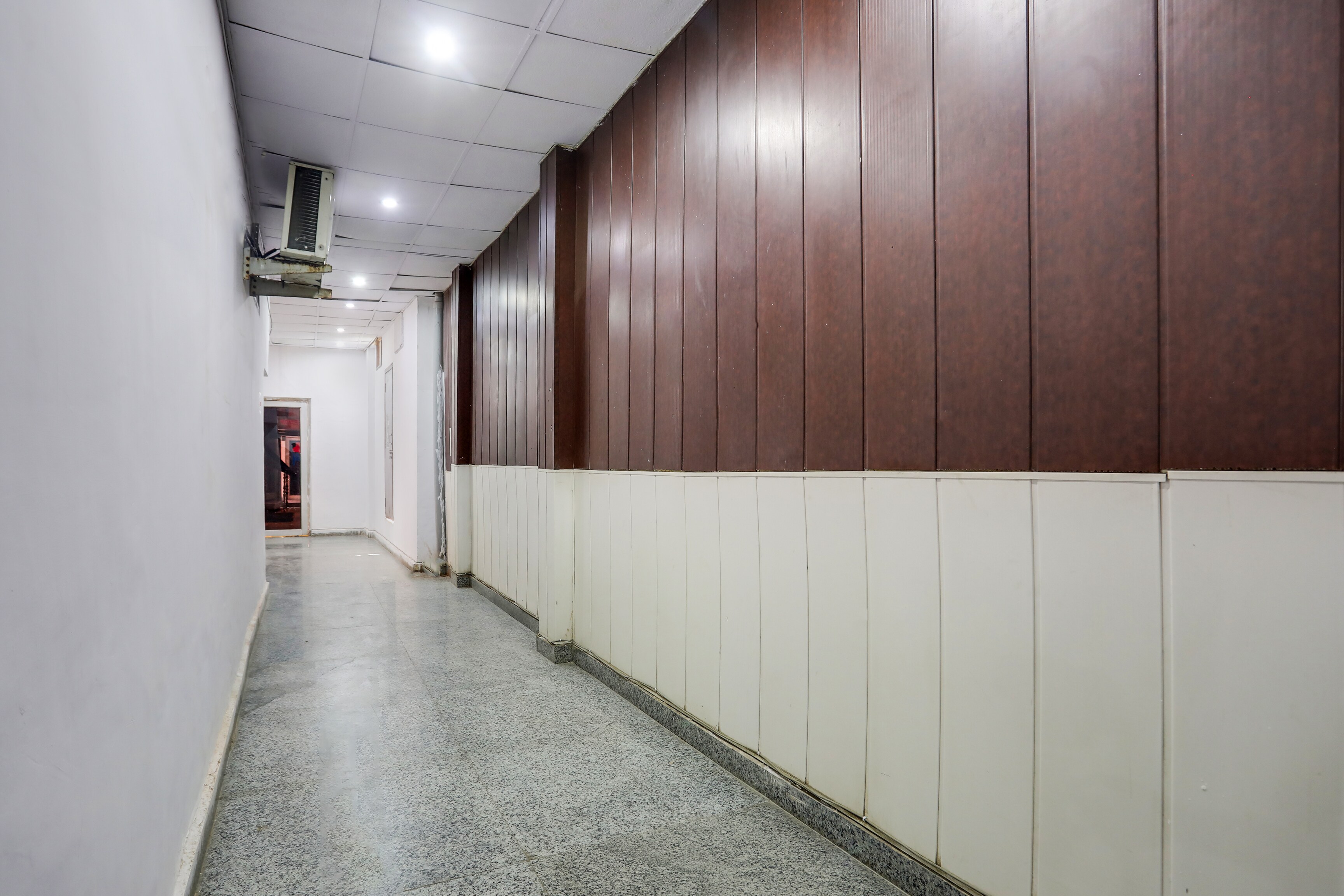 Hotel O Tajganj Near Taj Mahal West Gate in Agra