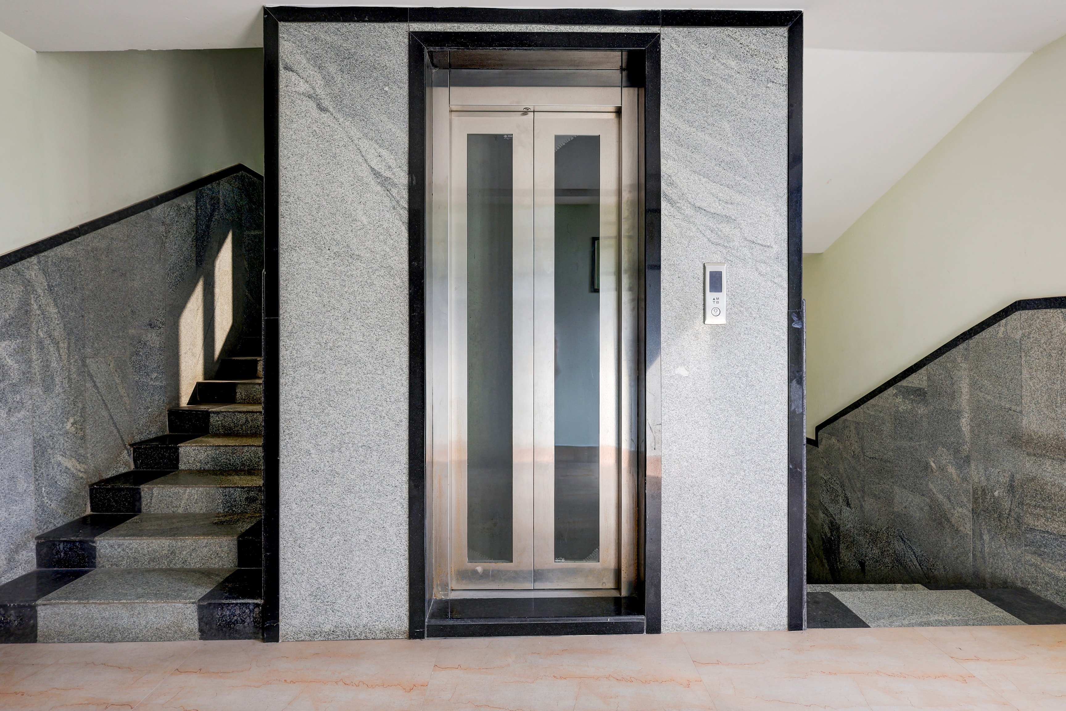 Super Townhouse Benz Circle MG Road in Vijayawada