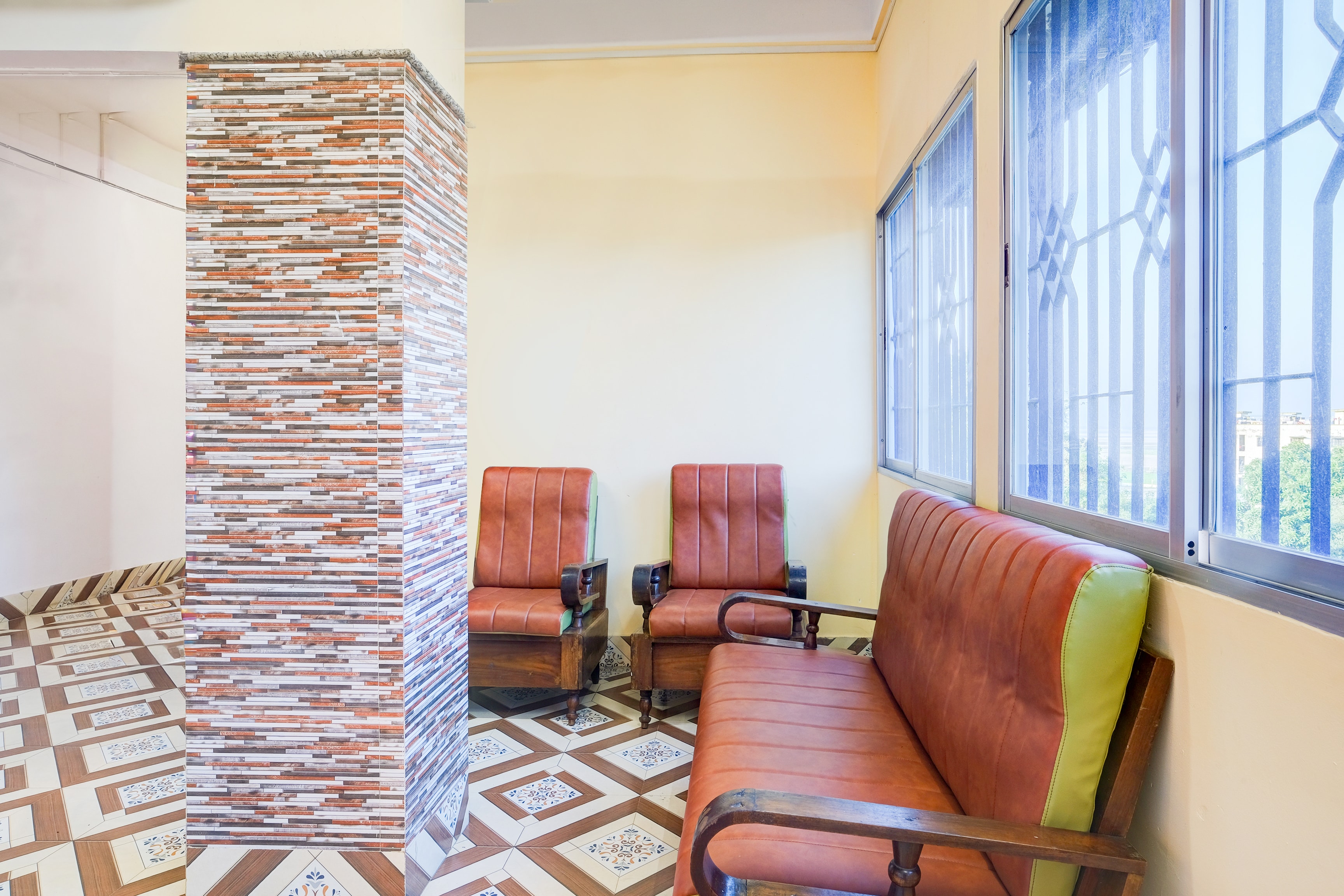 Collection O Panikhaiti Railway Station Formerly Brahmaputra View Guest House in Guwahati