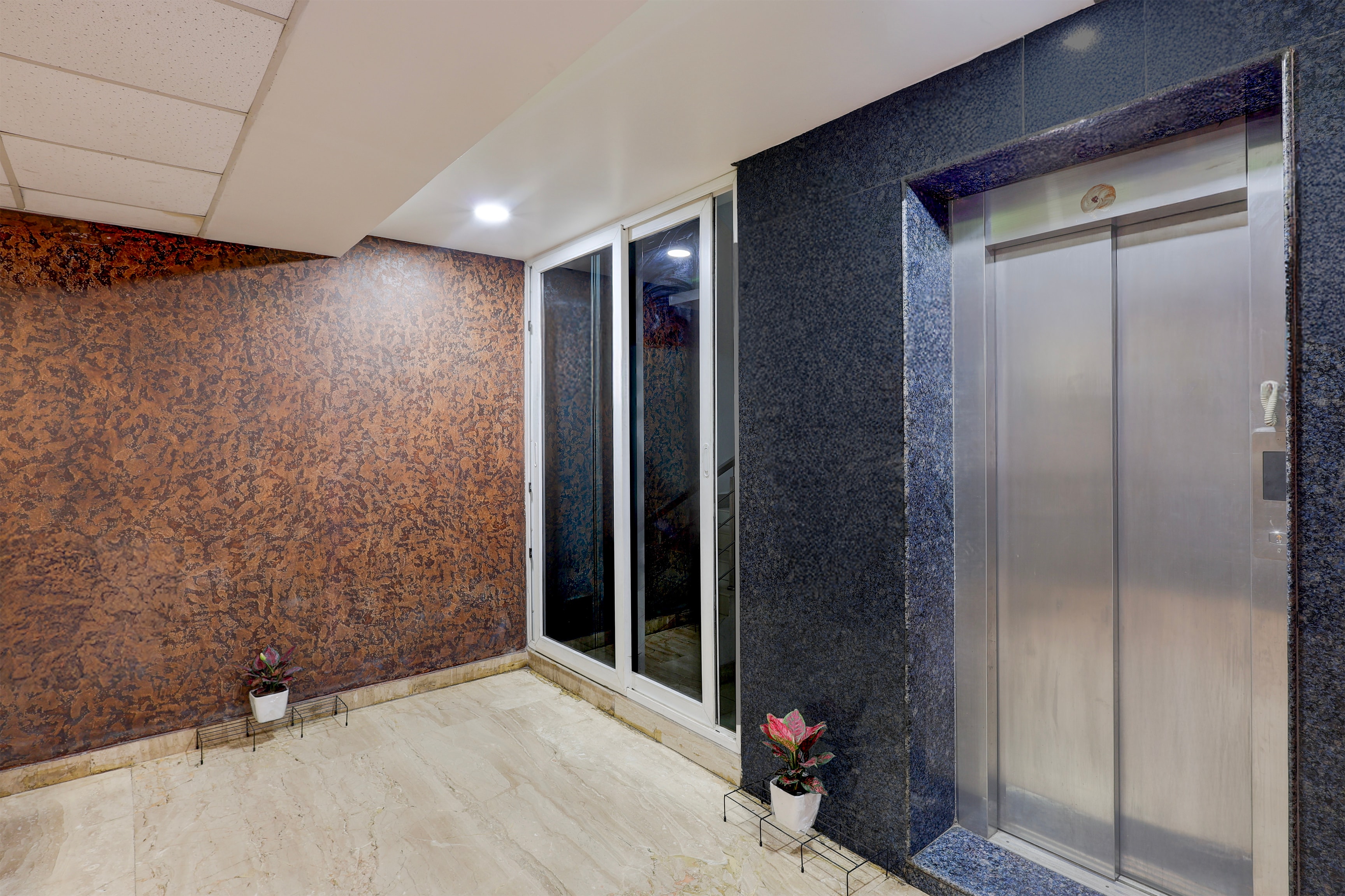 Super Townhouse V Hotel in Vijayawada