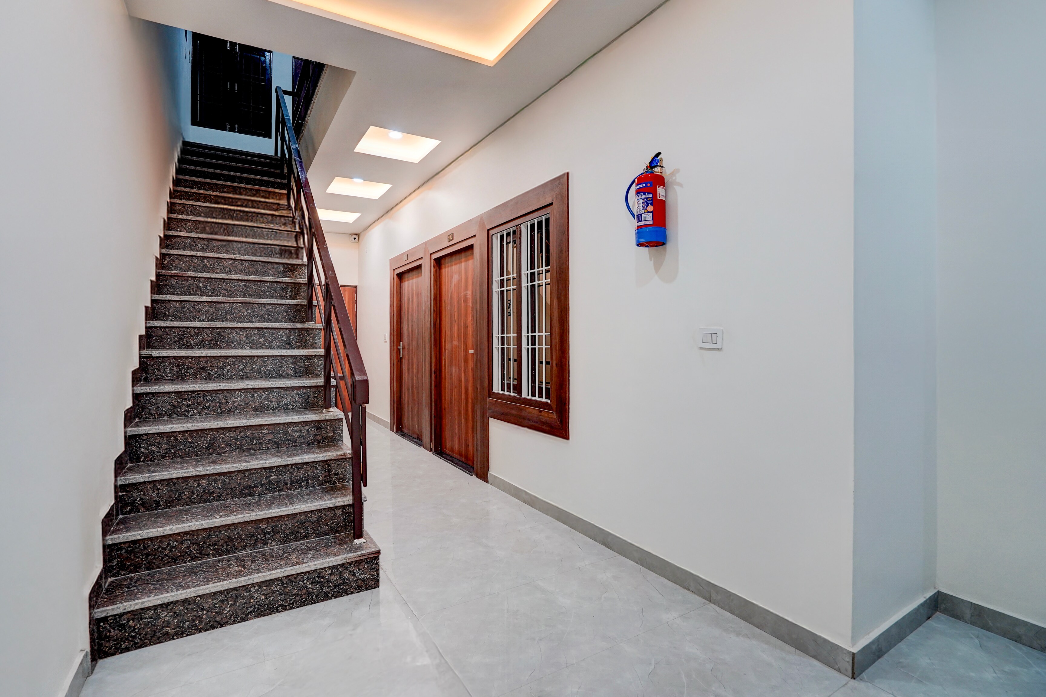 Hotel O Civil lines Bareilly Formerly Neelam Inn in Bareilly