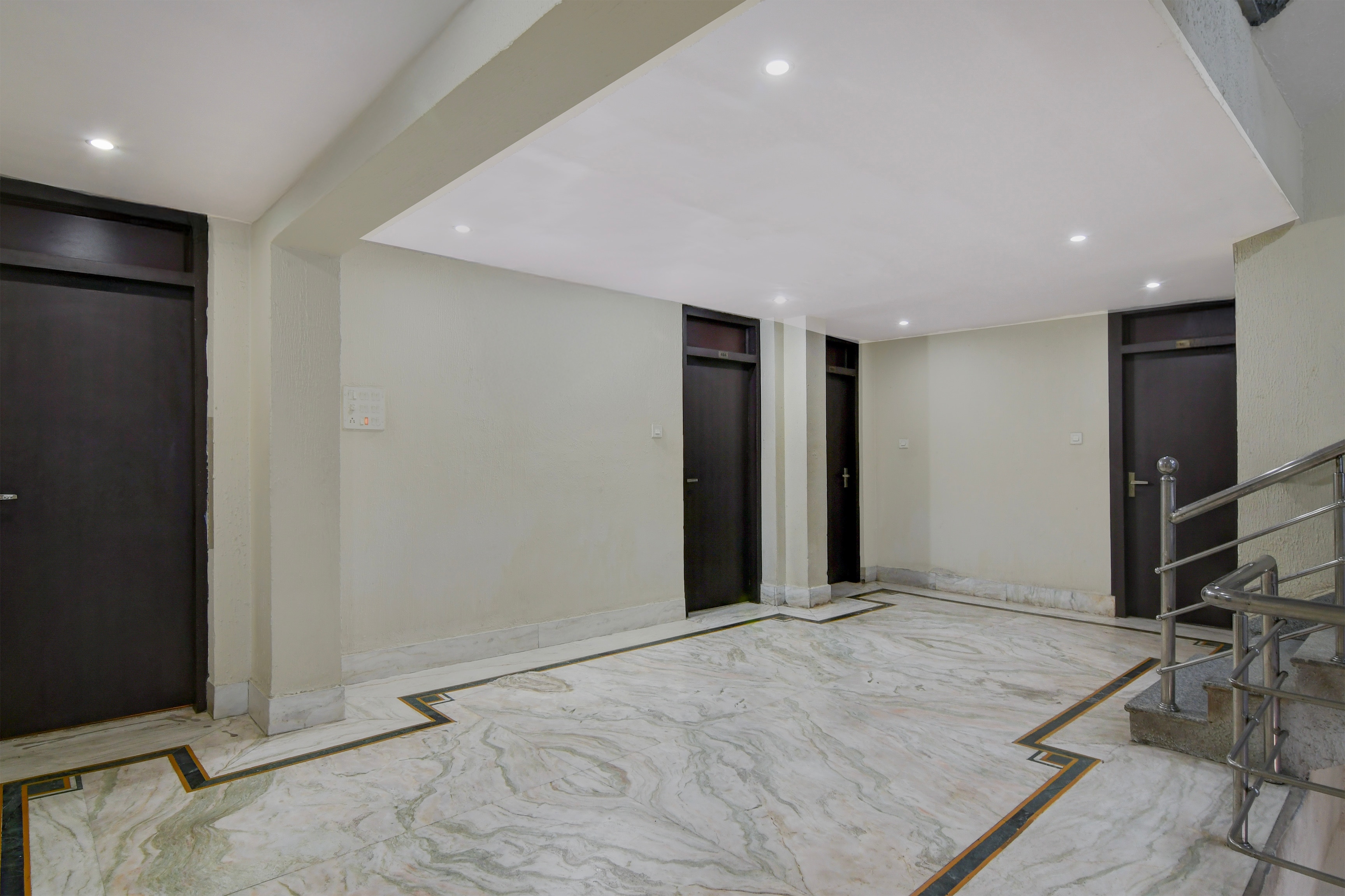 Collection O Sakchi Crossway Formerly Shree Palace in Jamshedpur