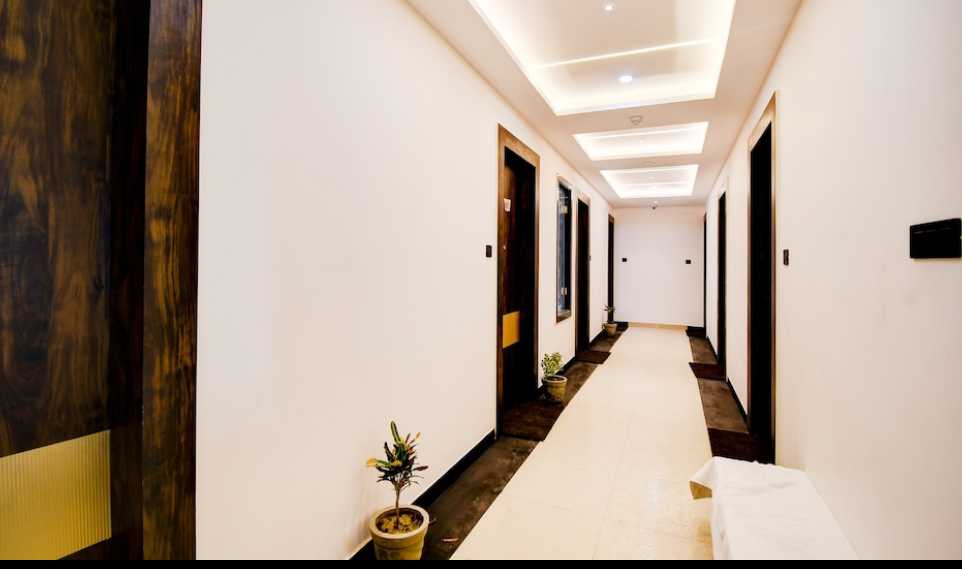 Townhouse Oak Kanpur Anwarganj Railway Station Formerly Royal Residency in Kanpur