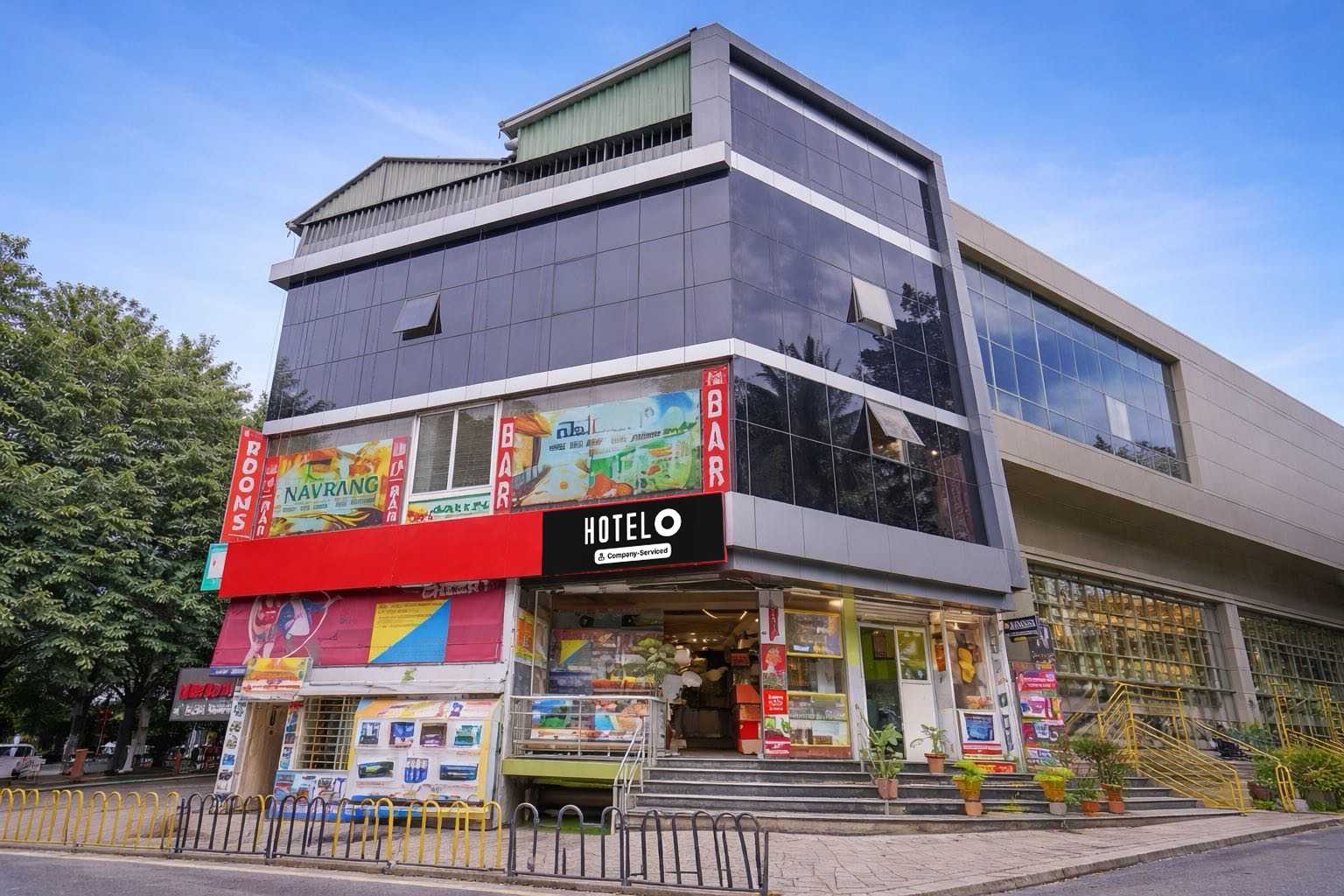 Hotel O Srirampura Metro Station Formerly Broadway Inn in Bangalore