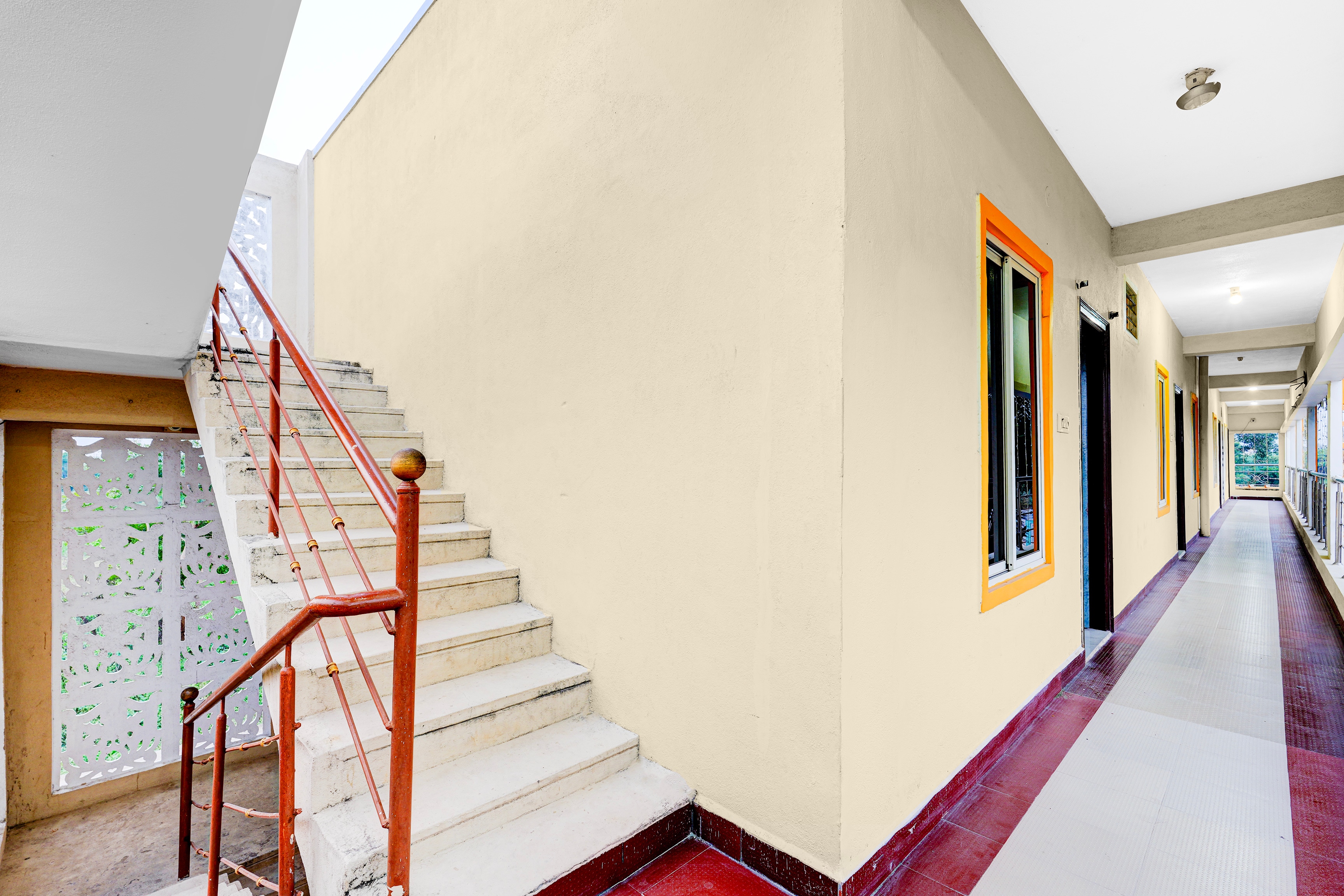 Hotel O Srinivasa Mangapuram Temple Formerly BGR Gardens in Tirupati