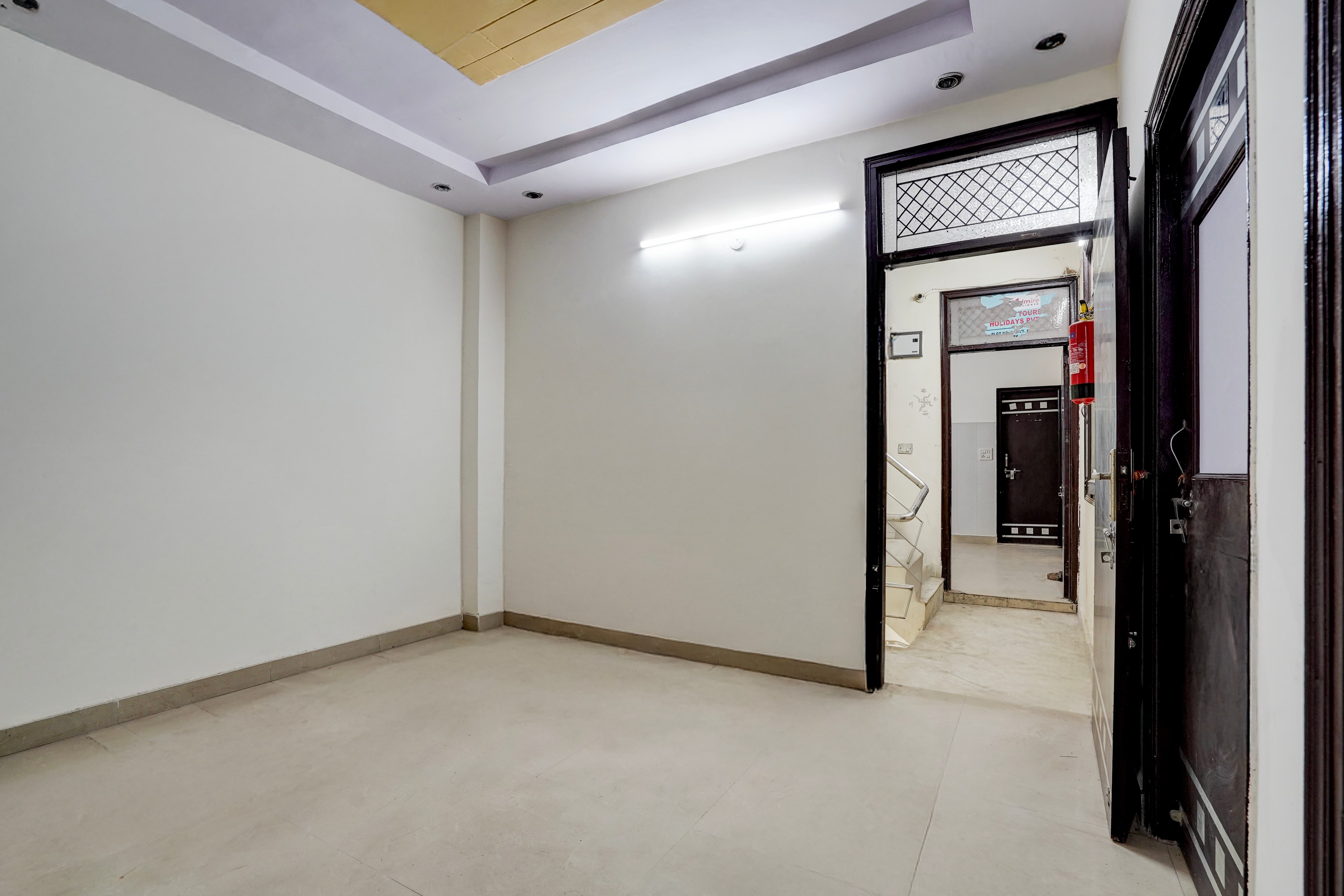 Hotel O Dwarka Mor Metro Station in Delhi