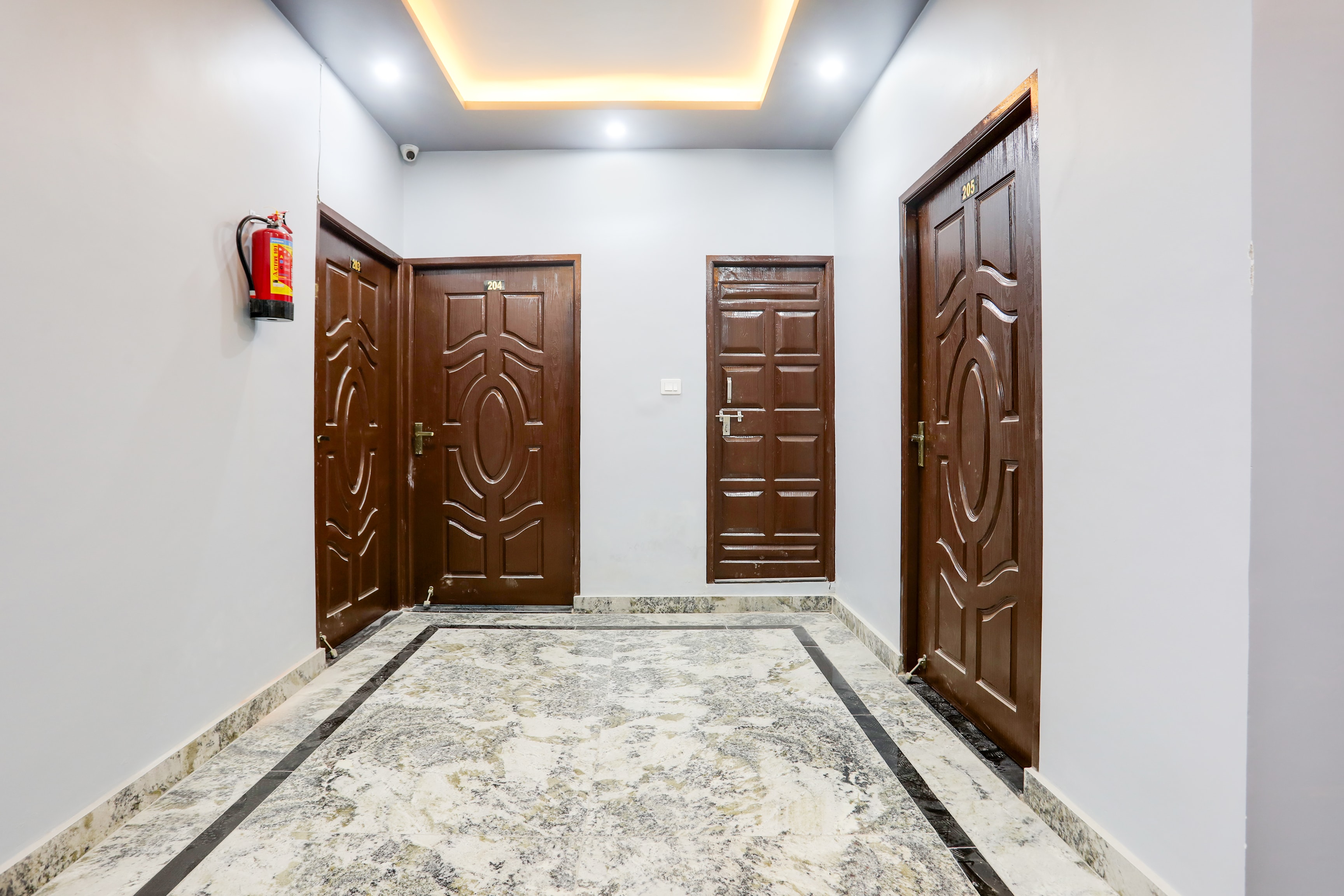 Collection O Godowliya Varanasi in Varanasi