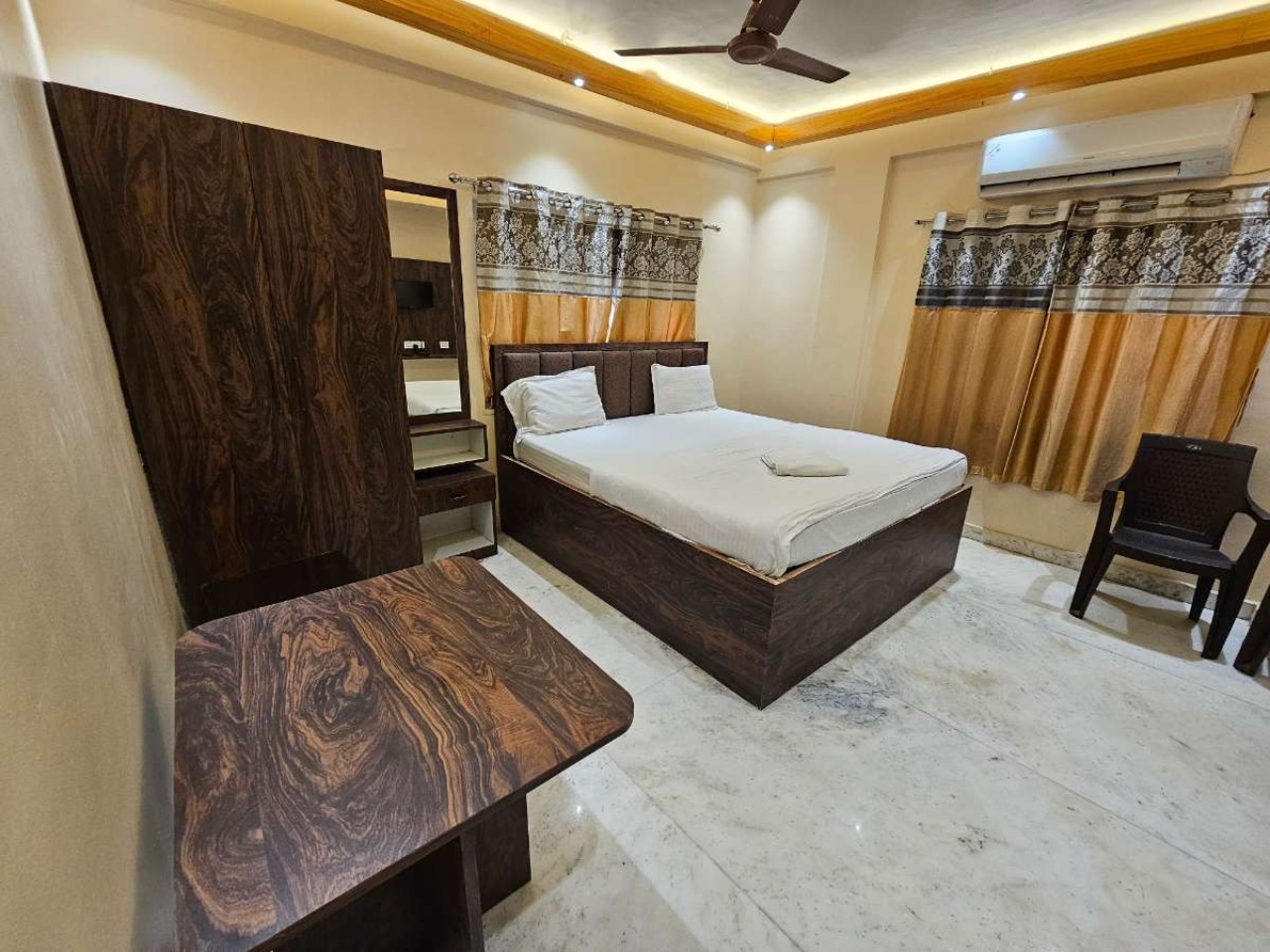 Golden Deer Guest House in Kolkata